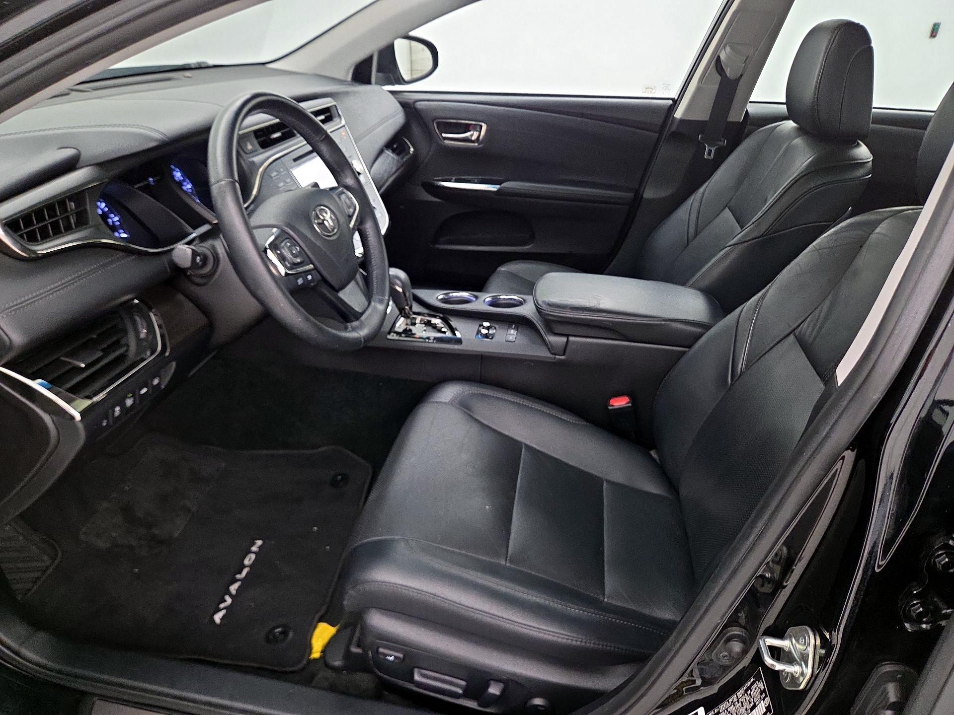 Thumbnail: 2018 Toyota Avalon - 11