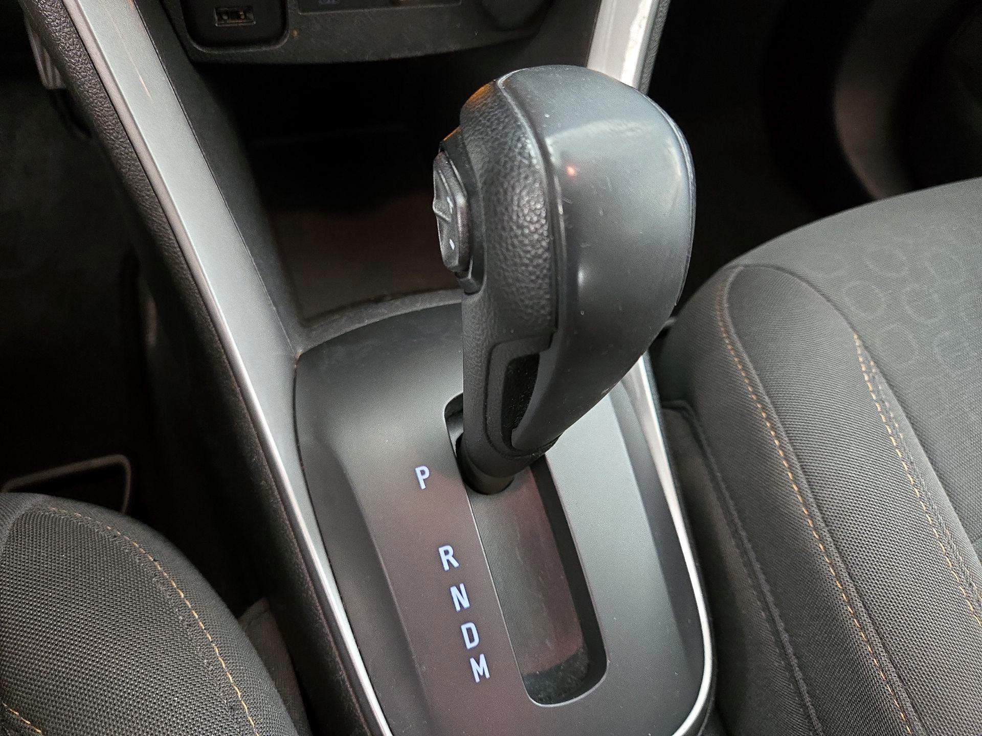 Thumbnail: 2018 Chevrolet Trax - 17