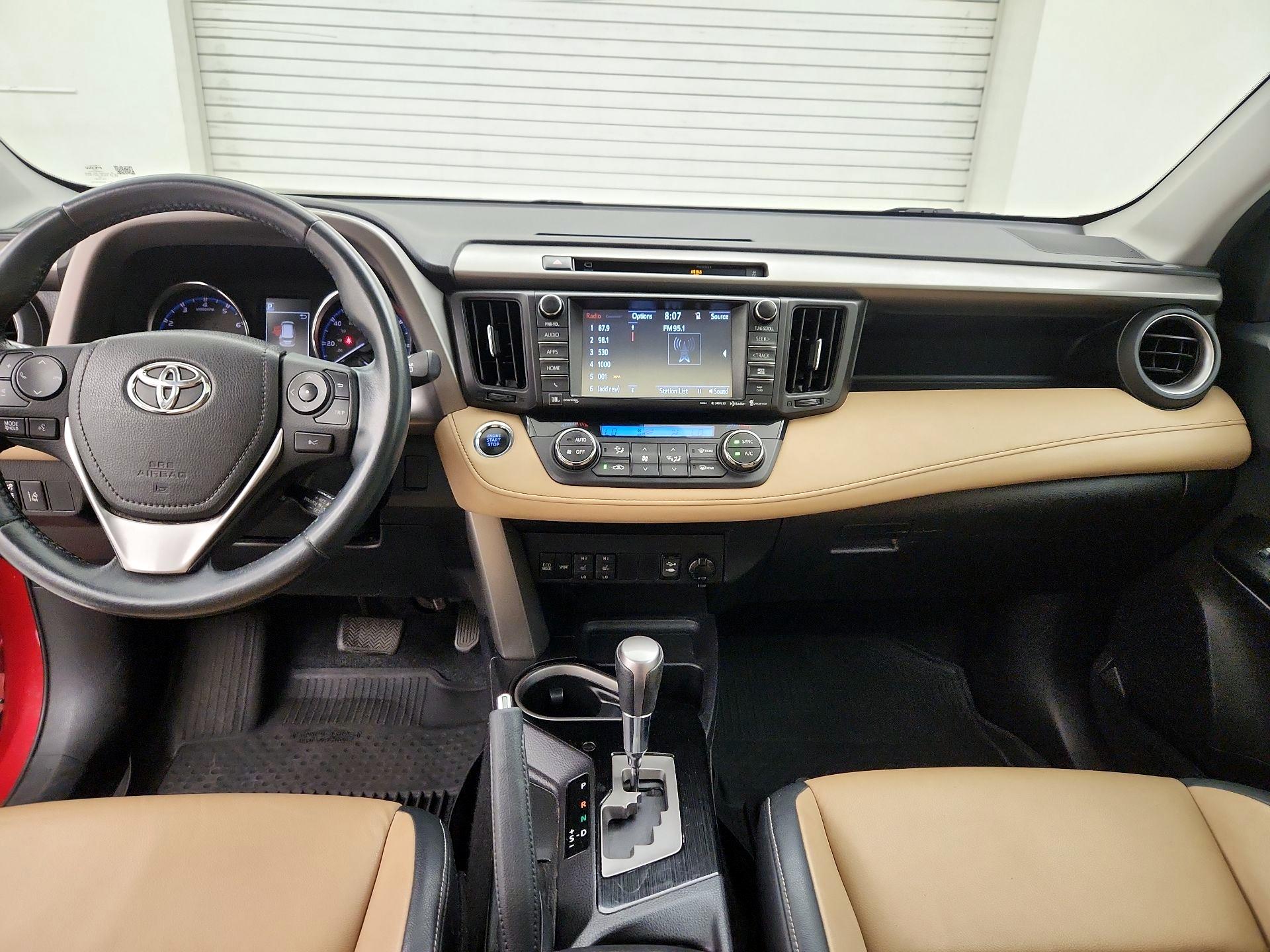 Thumbnail: 2016 Toyota RAV4 - 9