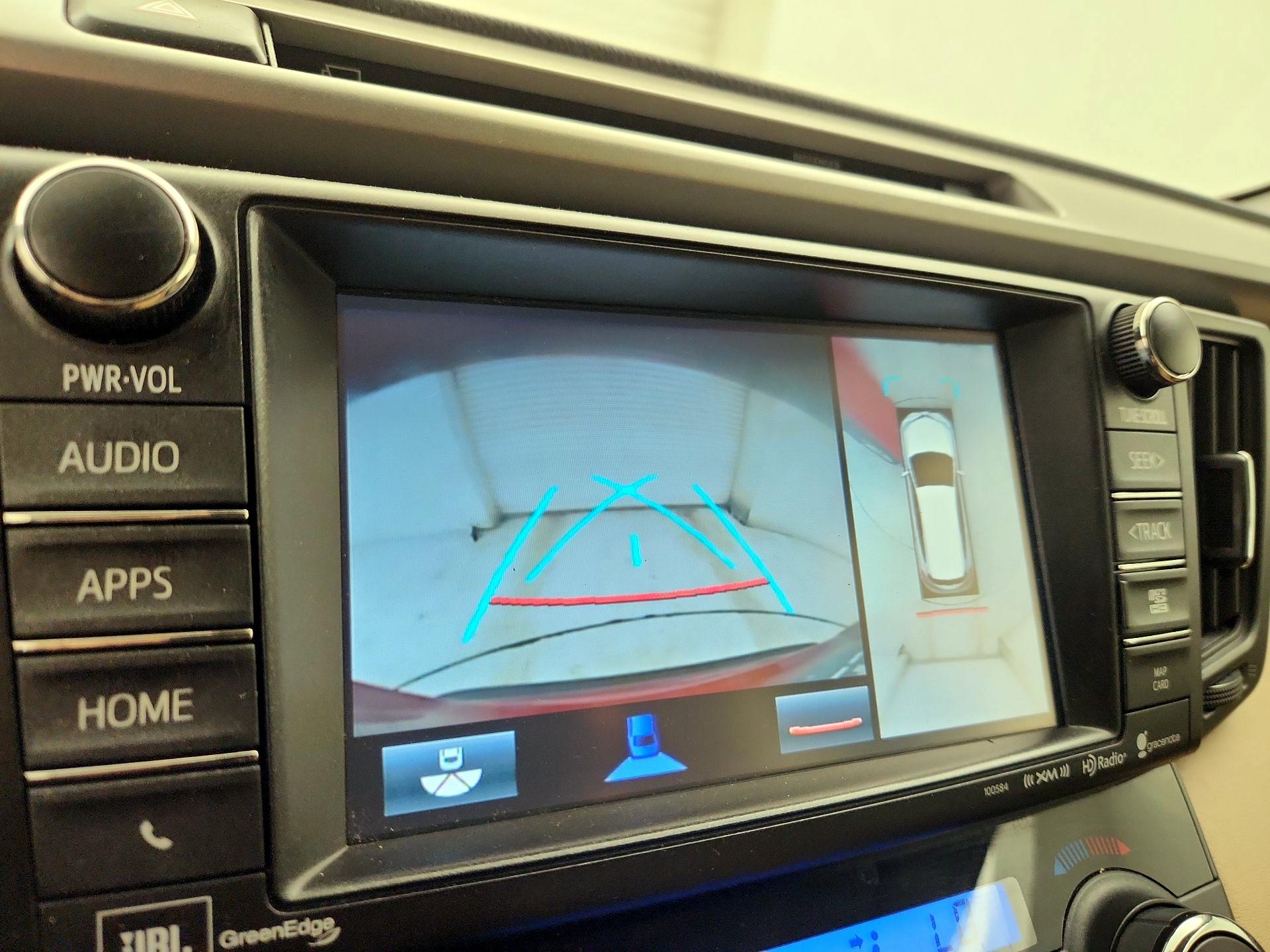 Thumbnail: 2016 Toyota RAV4 - 14