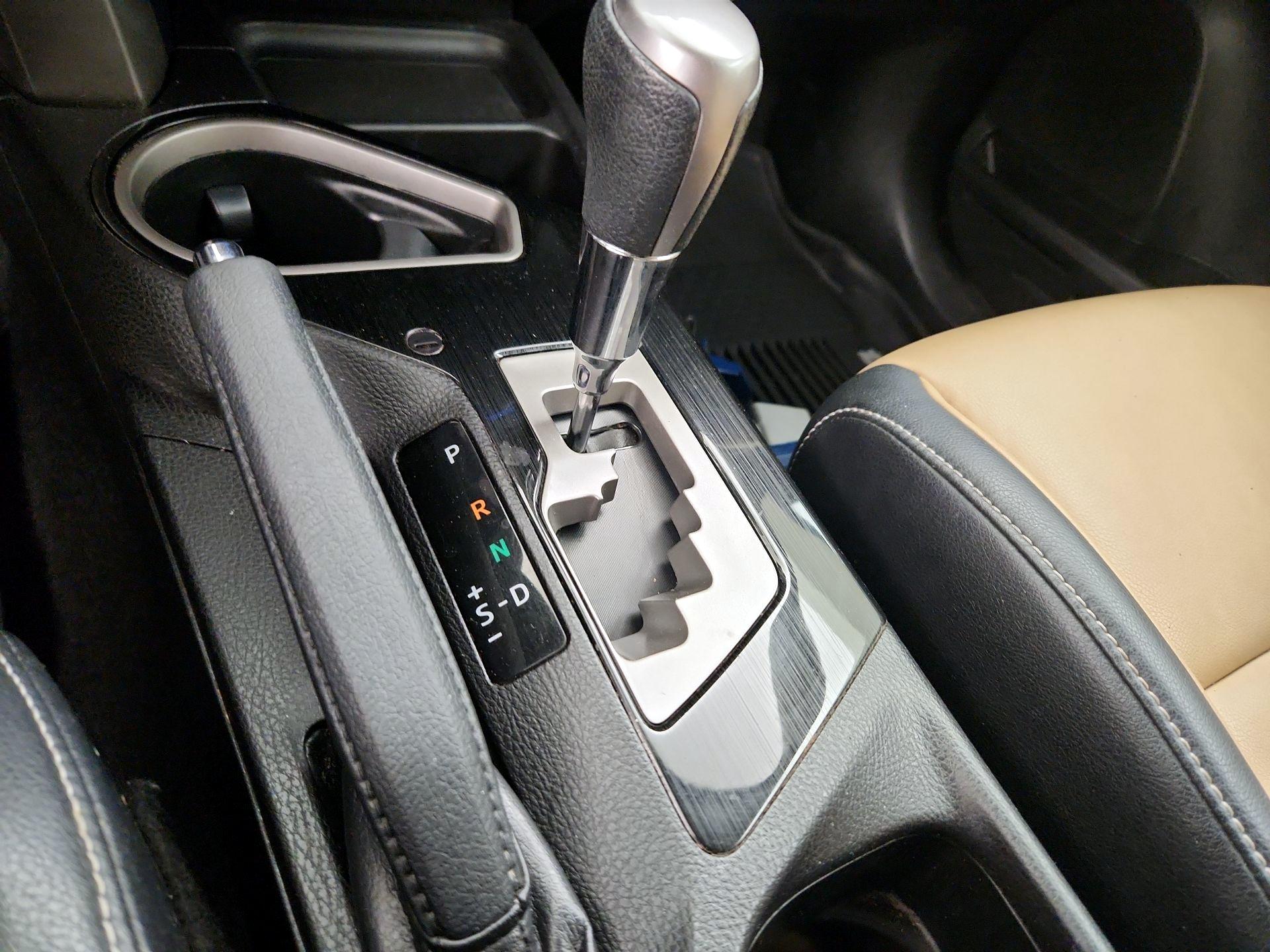 Thumbnail: 2016 Toyota RAV4 - 17