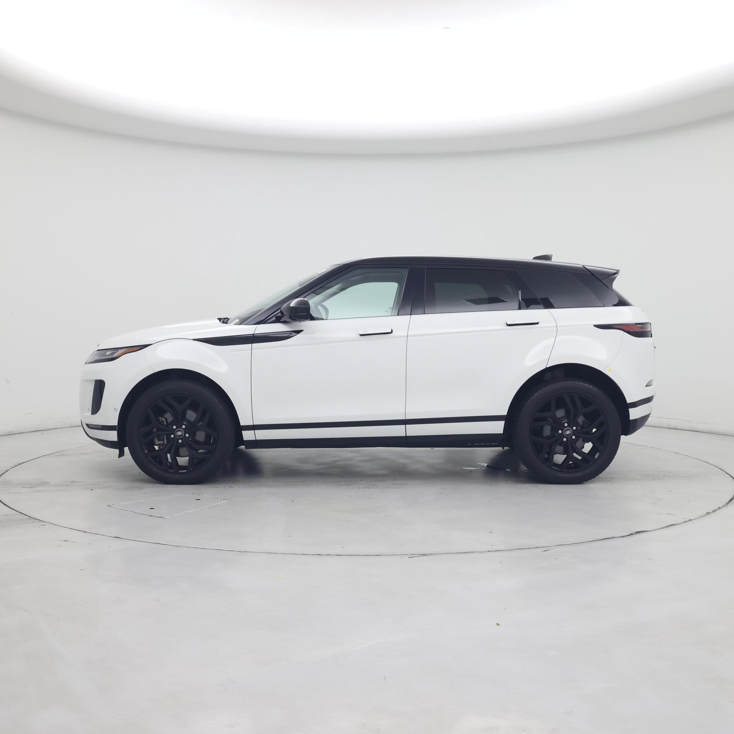 Thumbnail: 2023 Land Rover Range Rover Evoque - 3