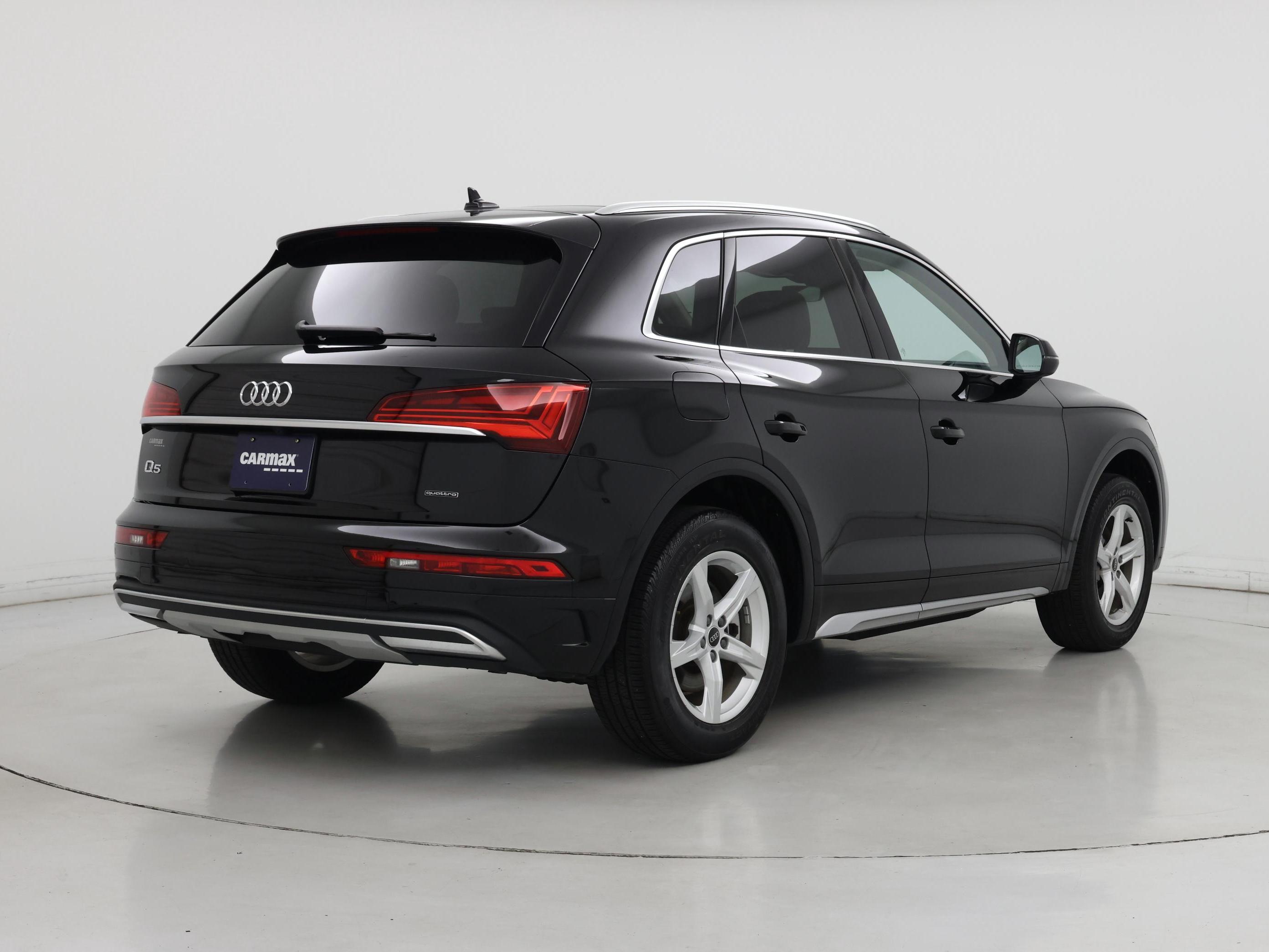 Thumbnail: 2025 Audi Q5 - 8