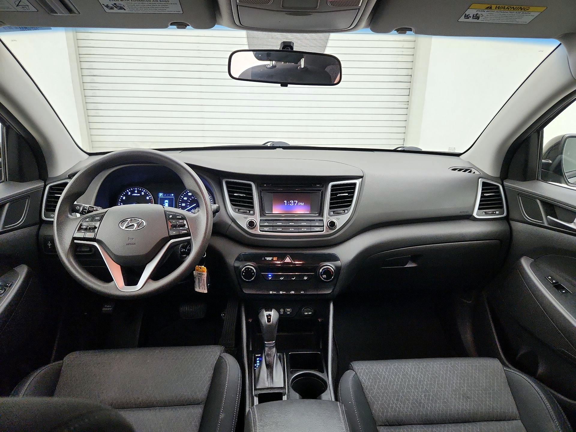 Thumbnail: 2016 Hyundai Tucson - 9