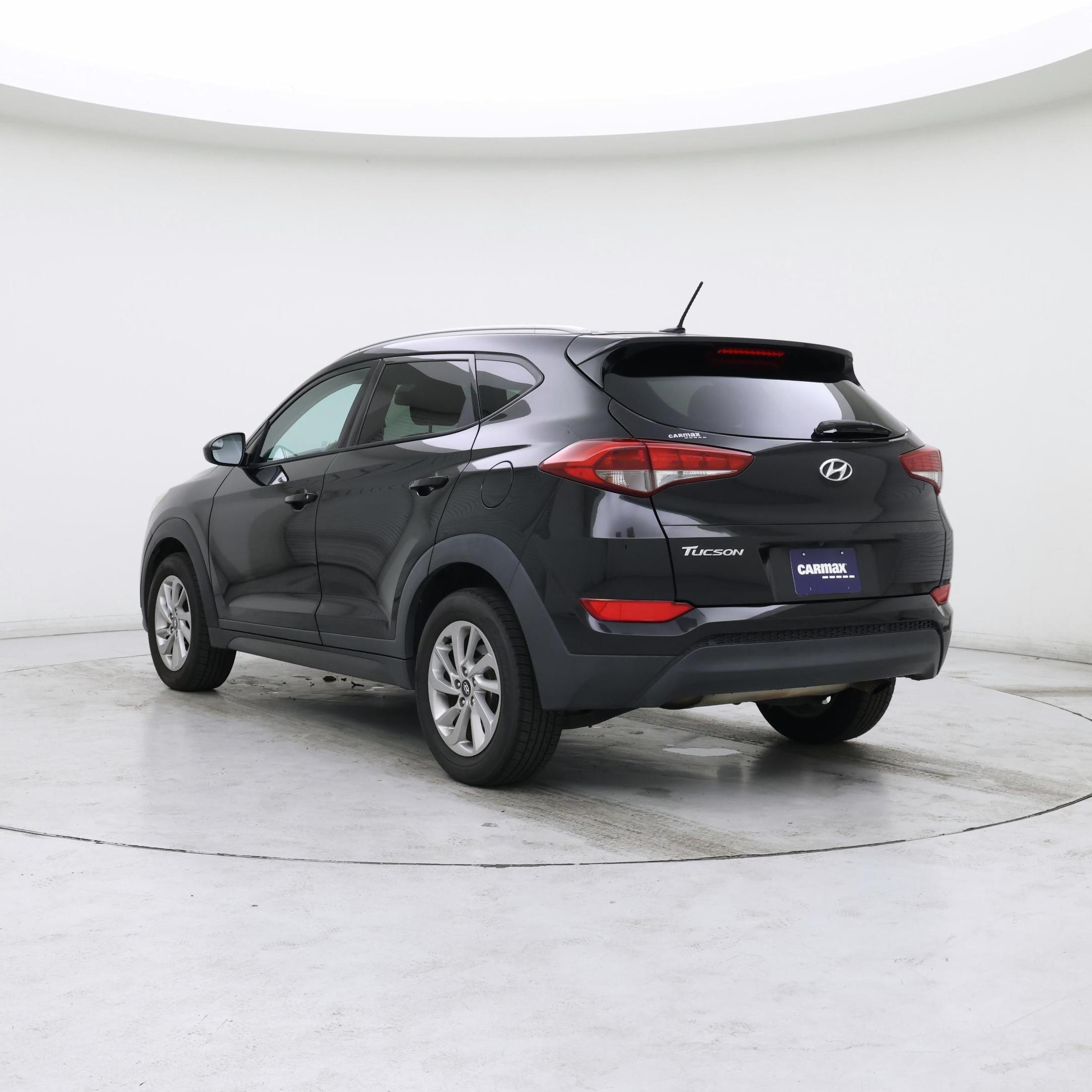 Thumbnail: 2016 Hyundai Tucson - 2