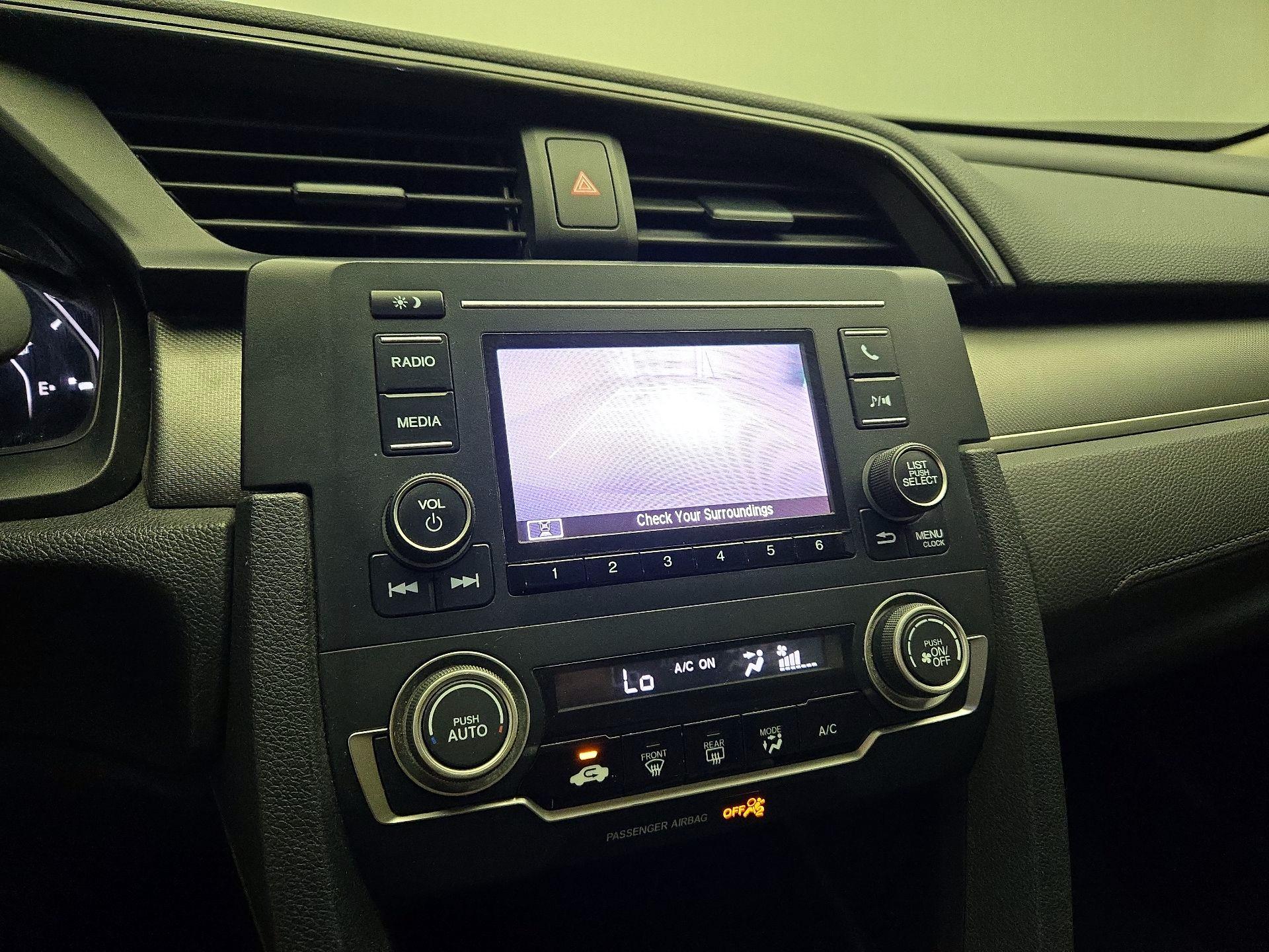Thumbnail: 2016 Honda Civic - 12