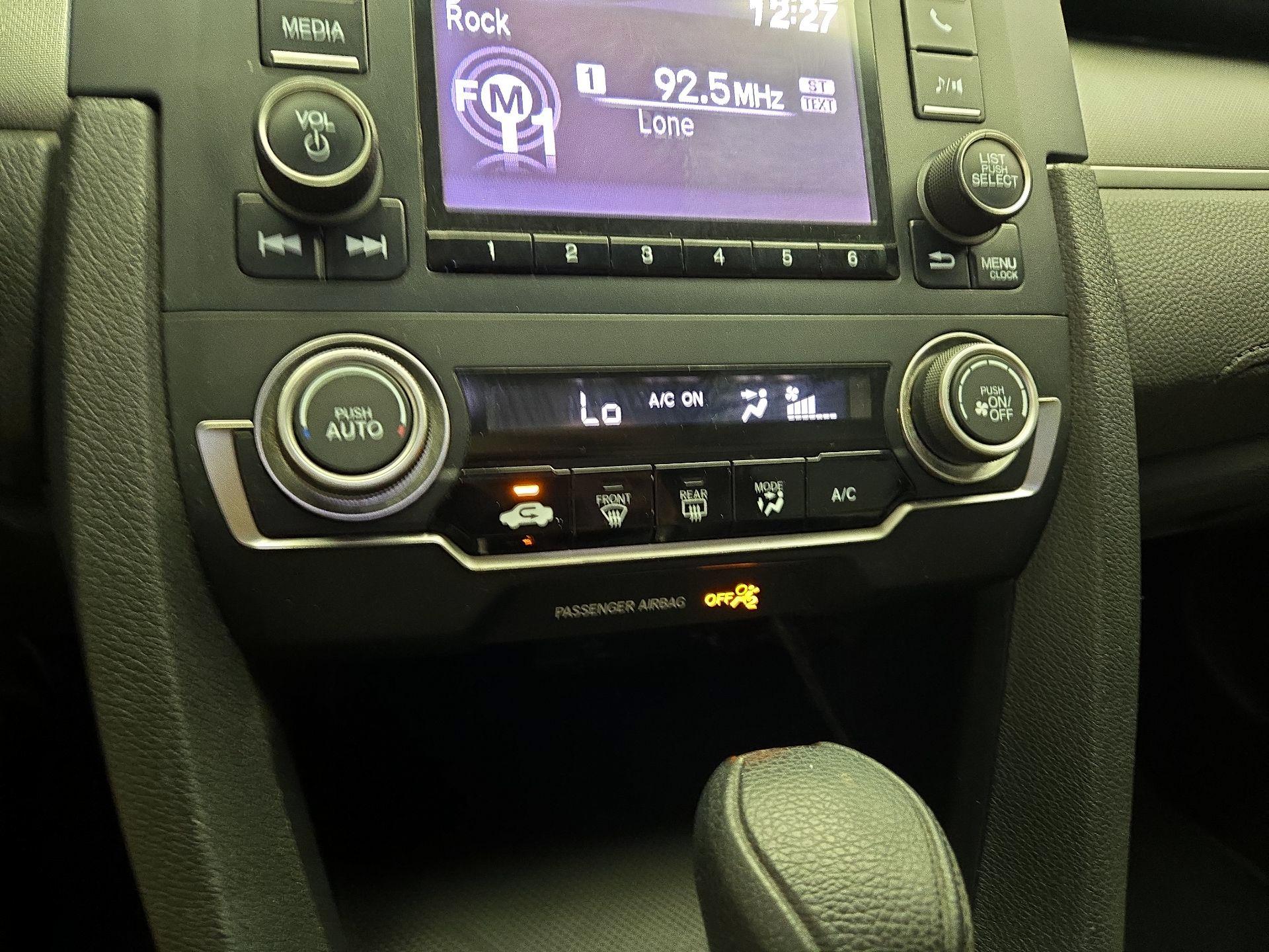 Thumbnail: 2016 Honda Civic - 14