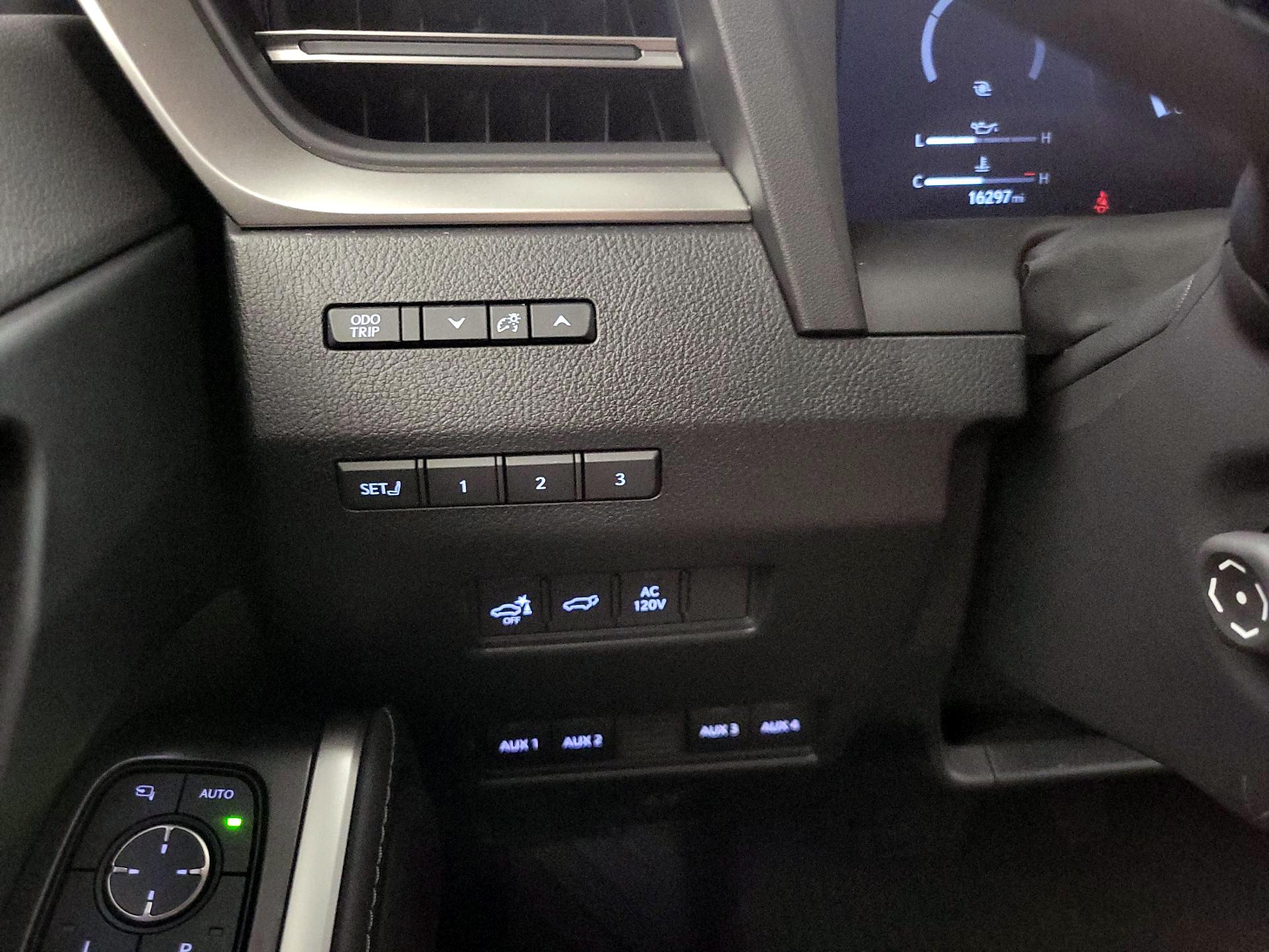 Thumbnail: 2025 Lexus GX - 13