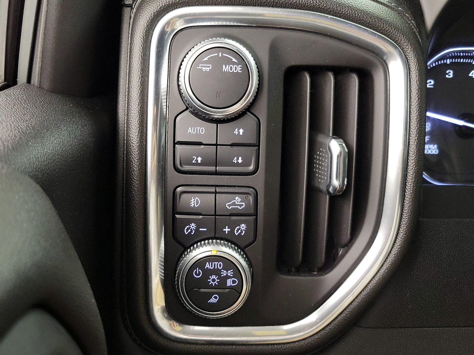 2020 GMC Sierra 1500 SLT - Photo 14