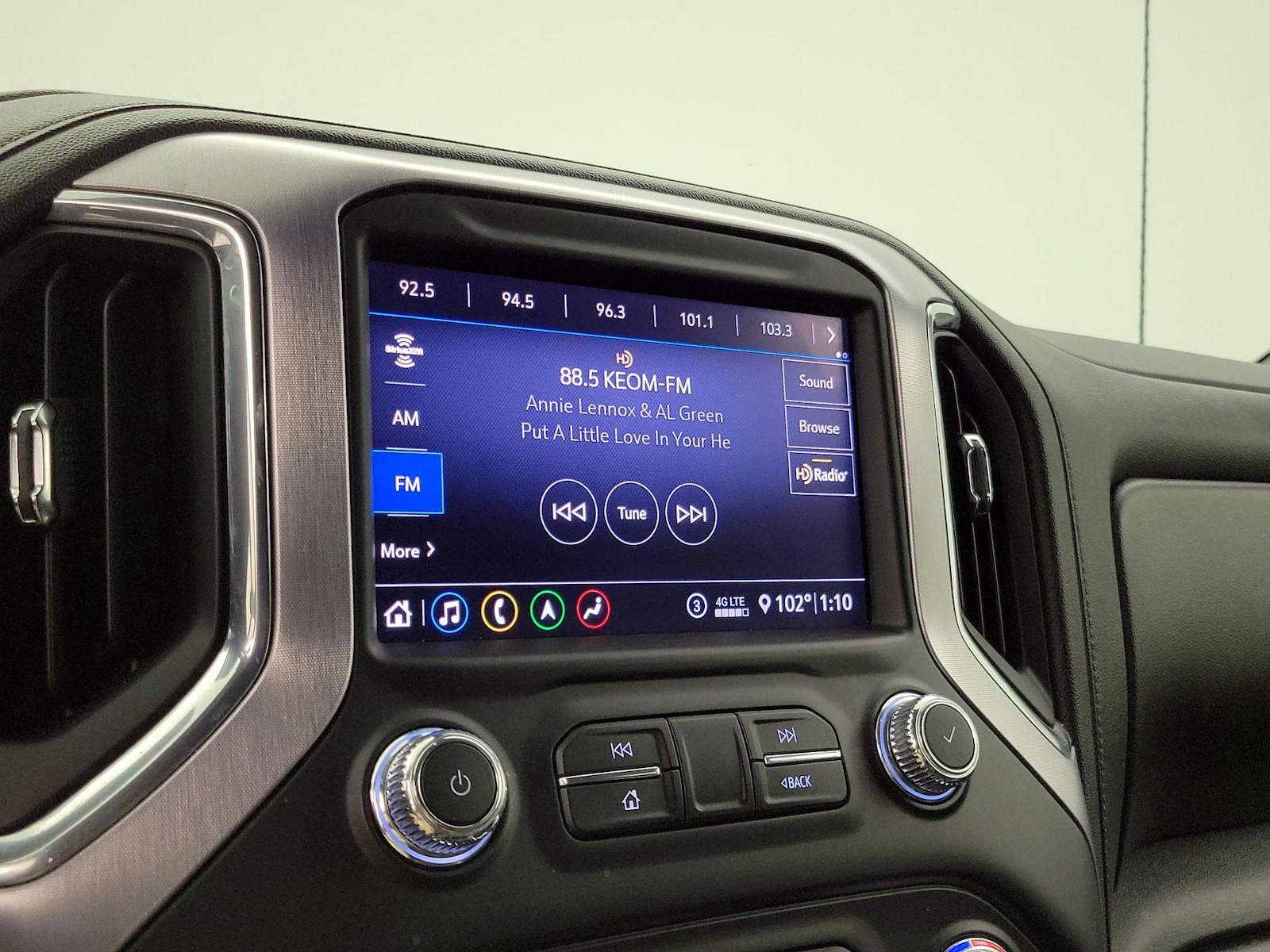 2020 GMC Sierra 1500 SLT - Photo 16