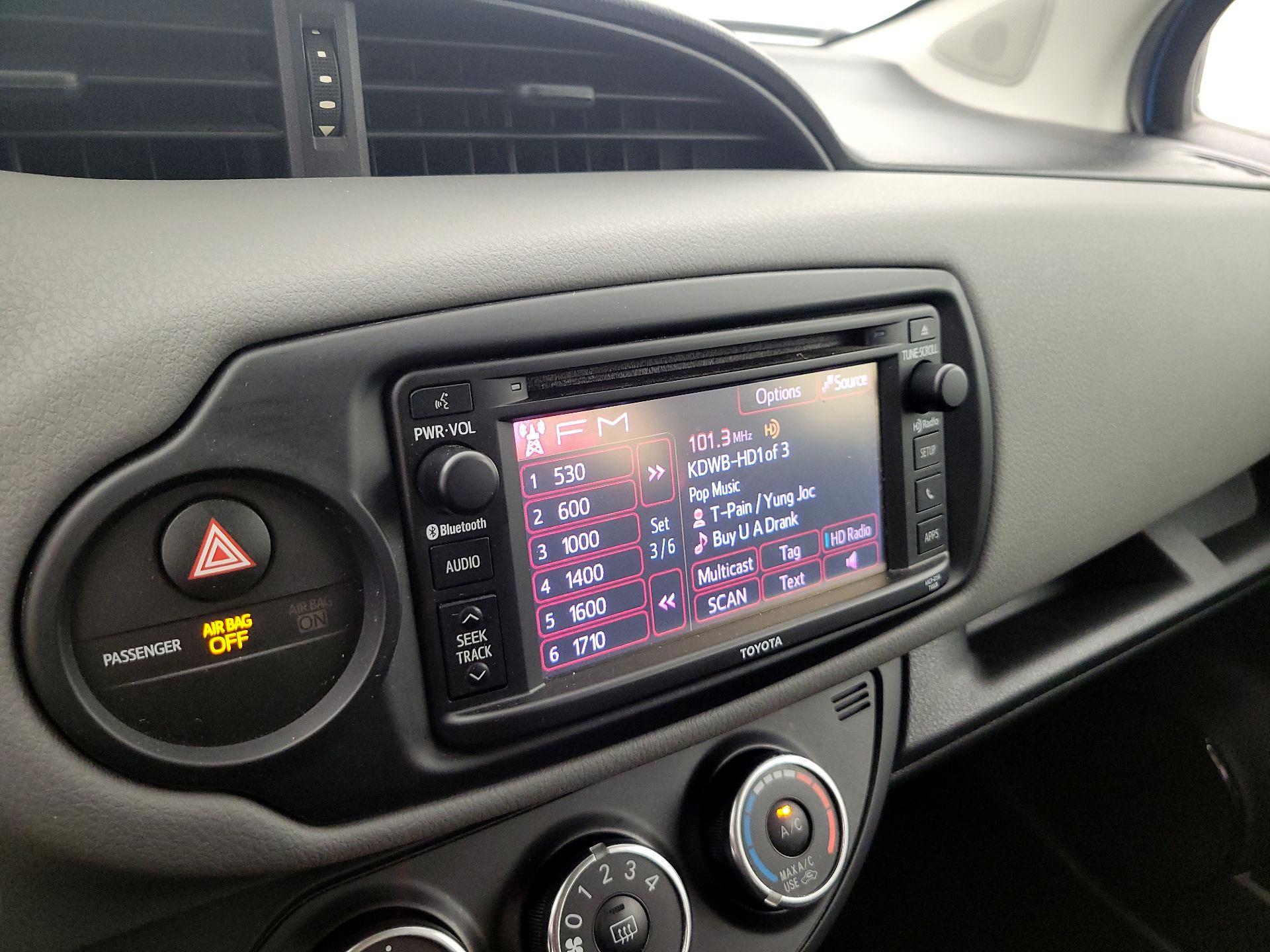 Thumbnail: 2016 Toyota Yaris - 14