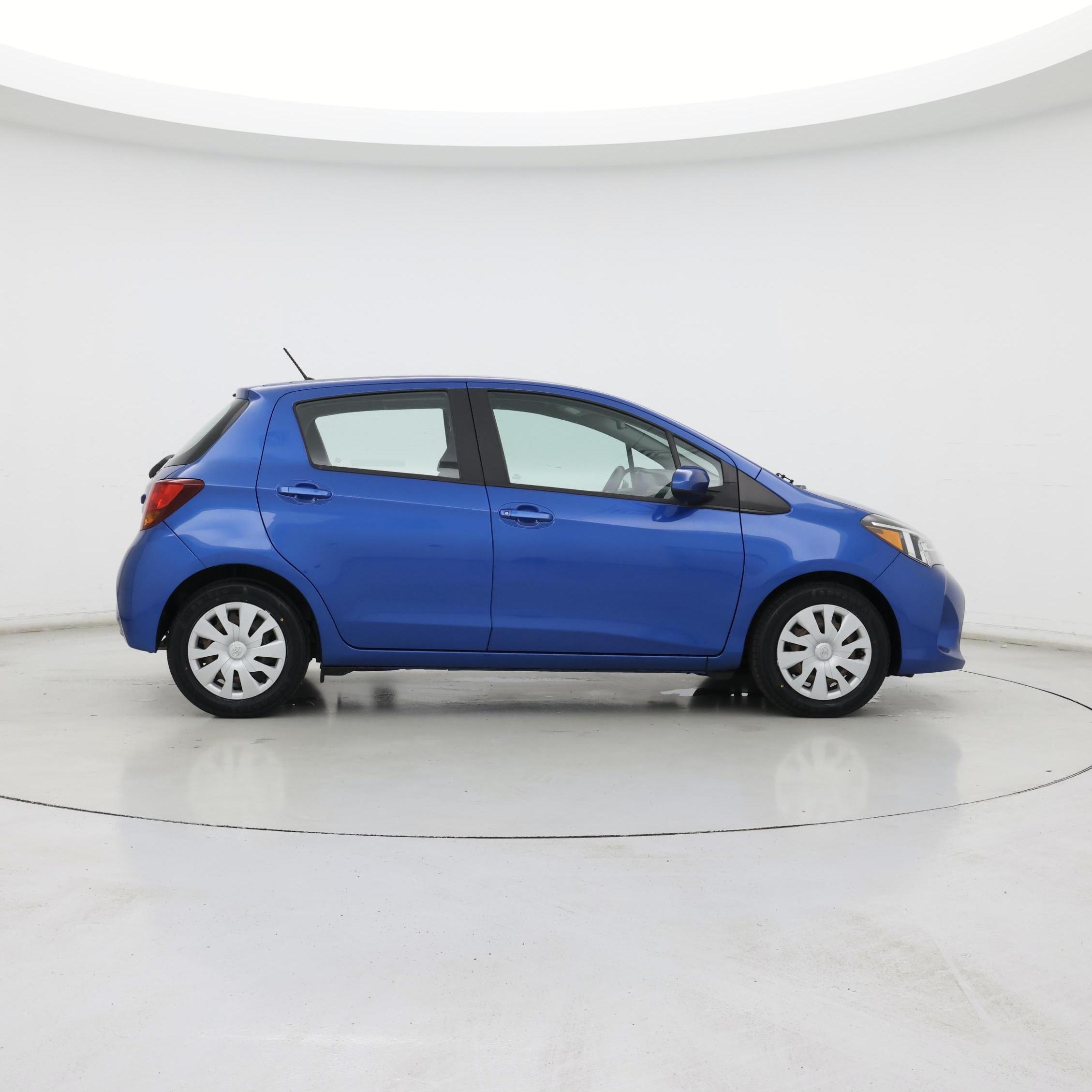 Thumbnail: 2016 Toyota Yaris - 7
