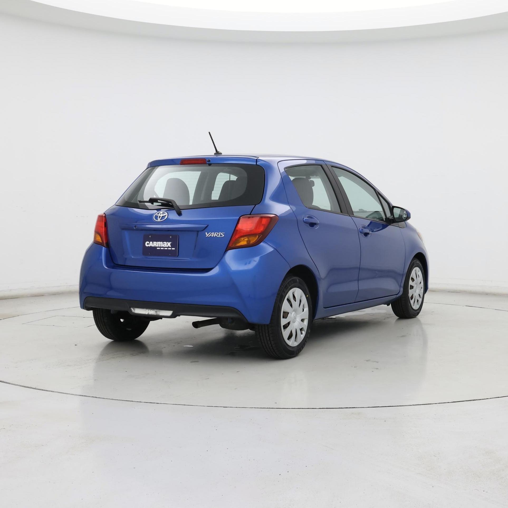 Thumbnail: 2016 Toyota Yaris - 8