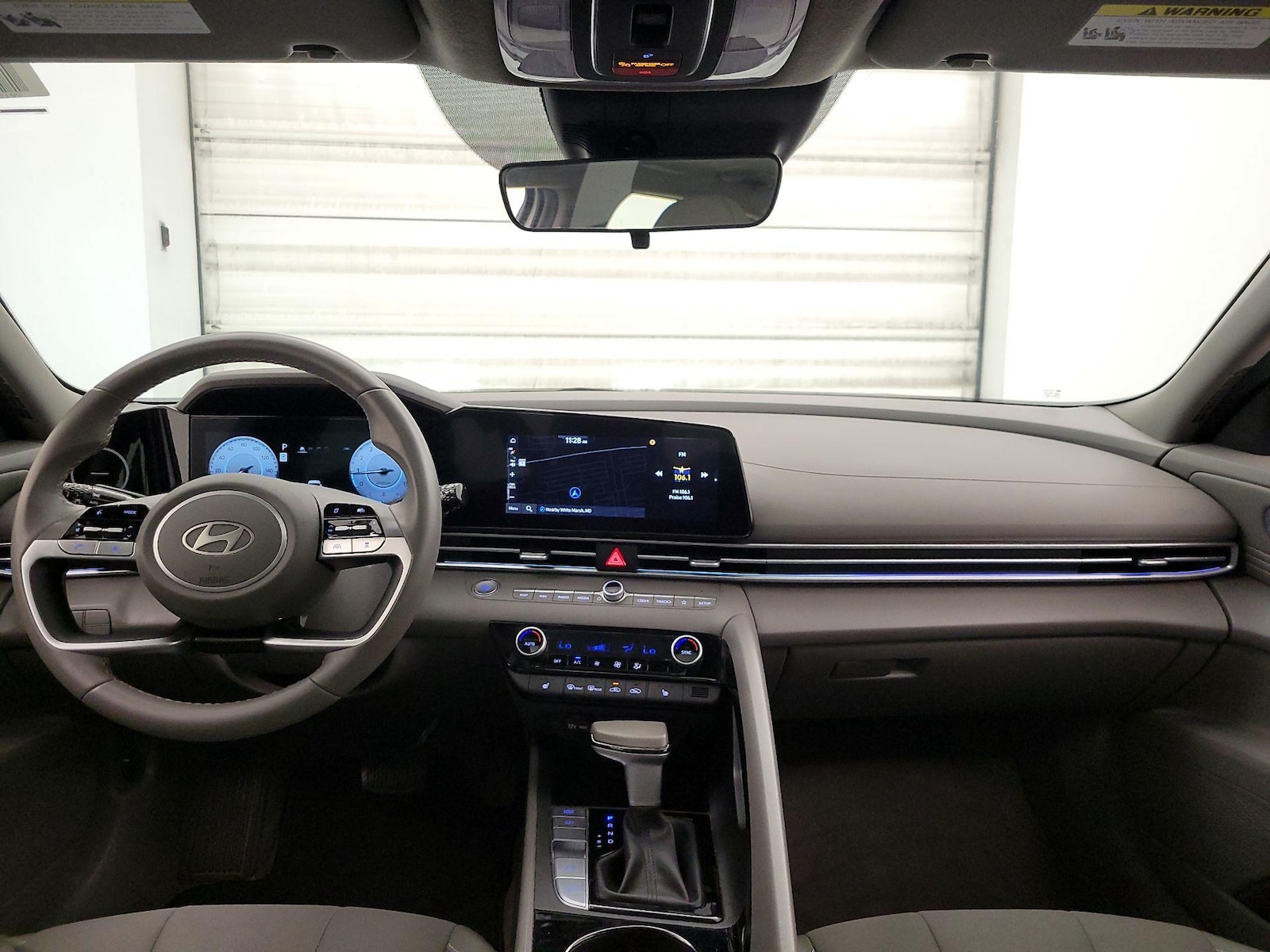 2024 Hyundai Elantra SEL - Photo 10