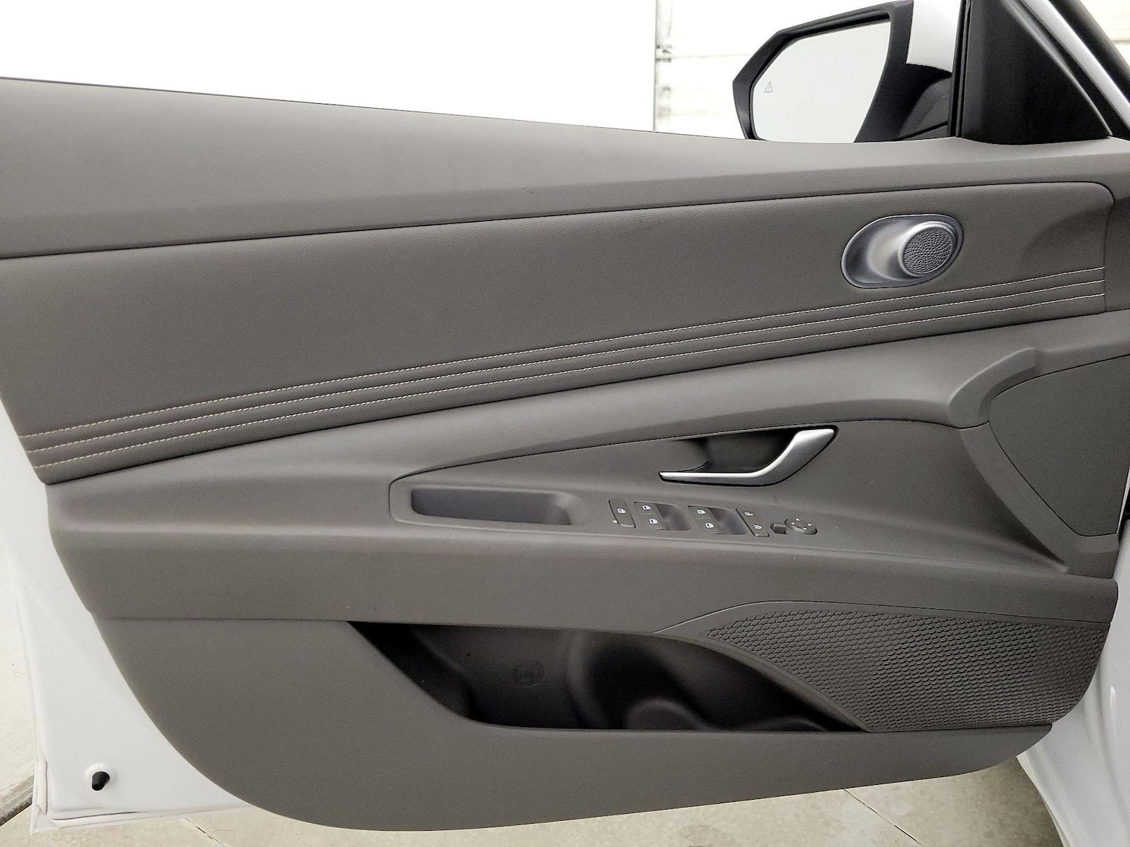 2024 Hyundai Elantra SEL - Photo 13