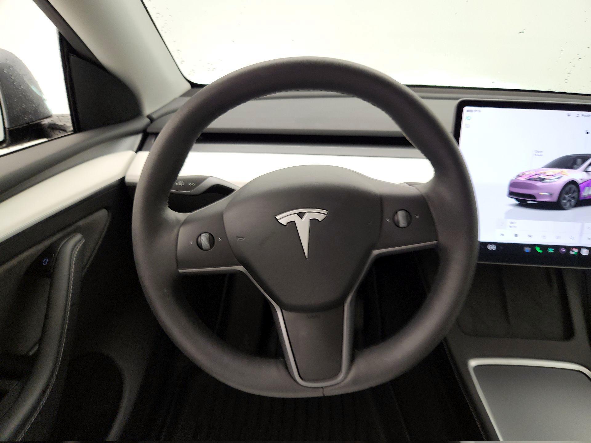 Thumbnail: 2024 Tesla Model Y - 10