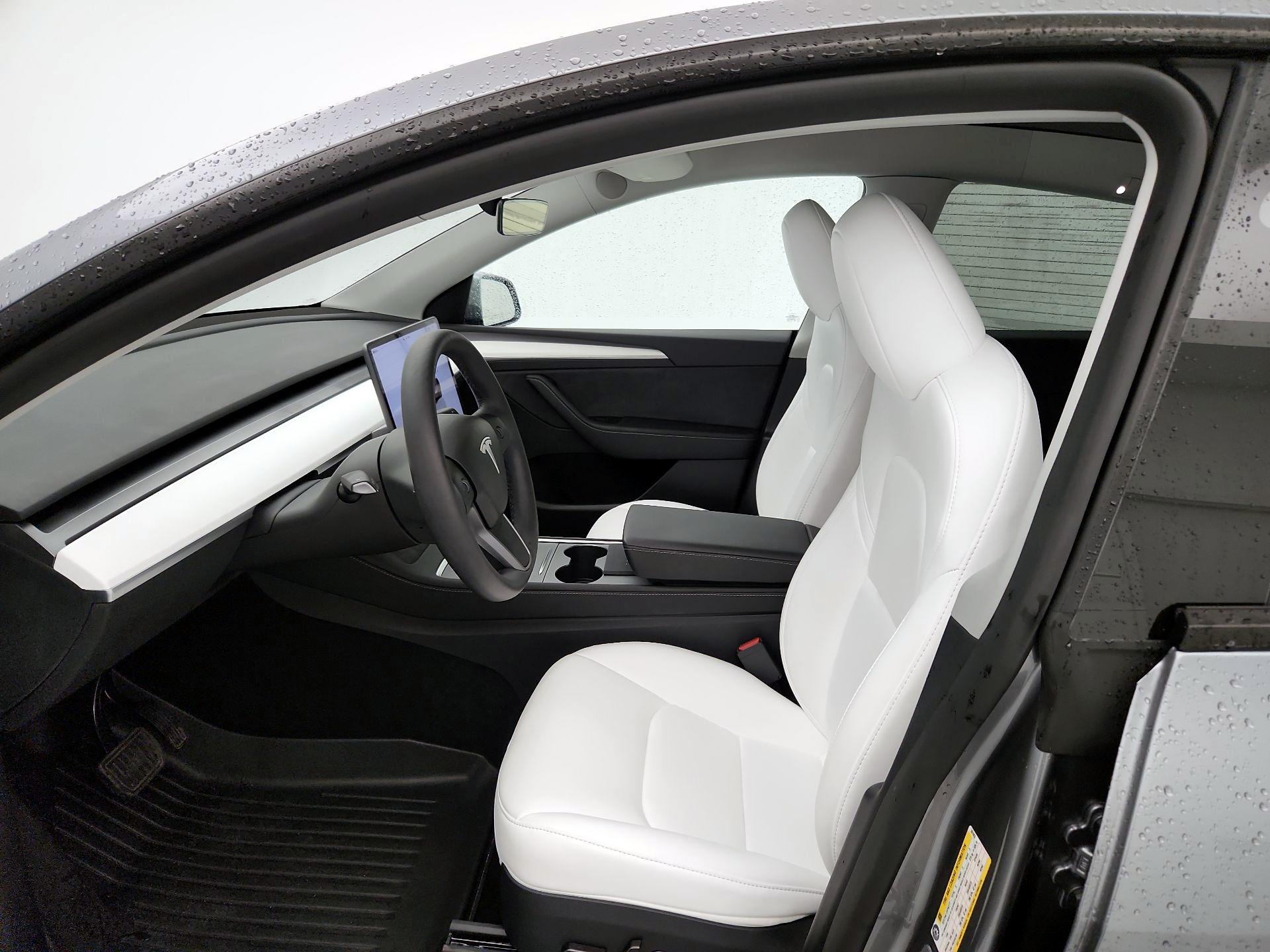 Thumbnail: 2024 Tesla Model Y - 11
