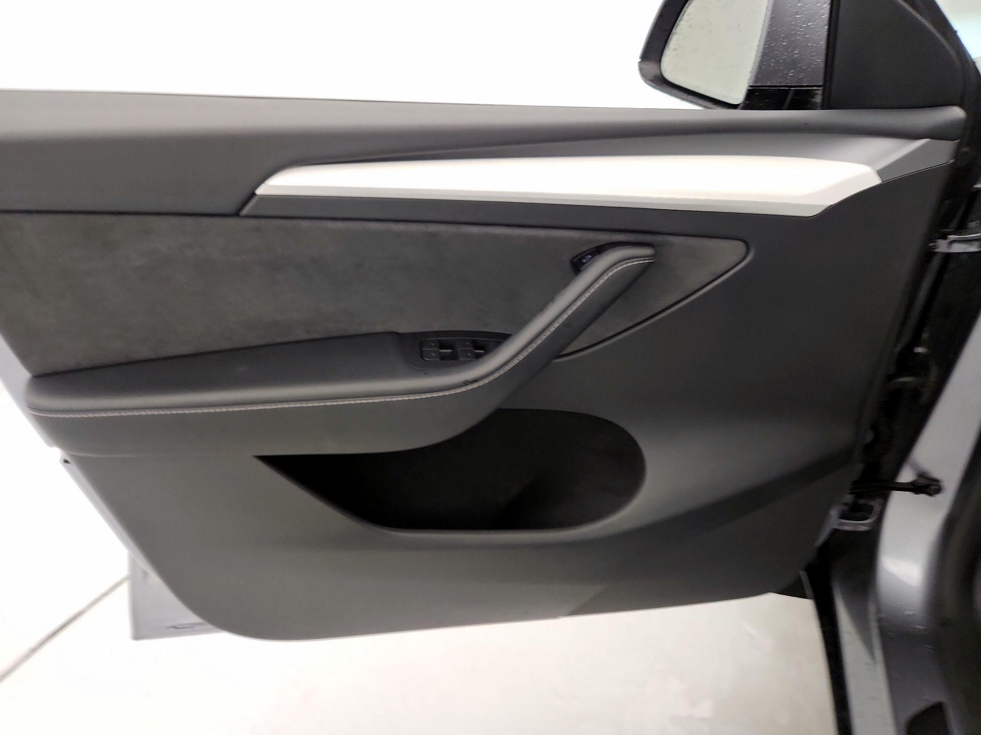 Thumbnail: 2024 Tesla Model Y - 12