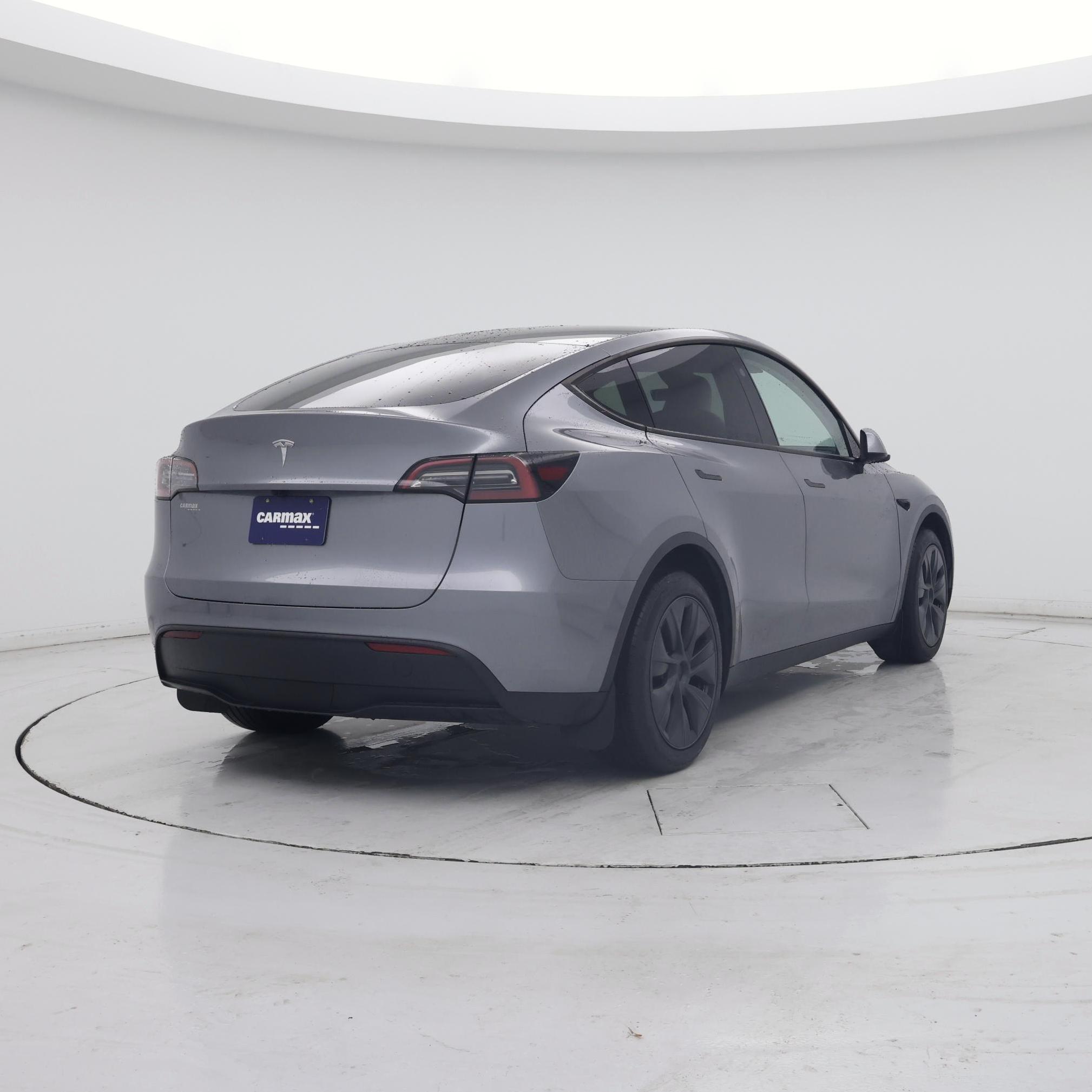 Thumbnail: 2024 Tesla Model Y - 8