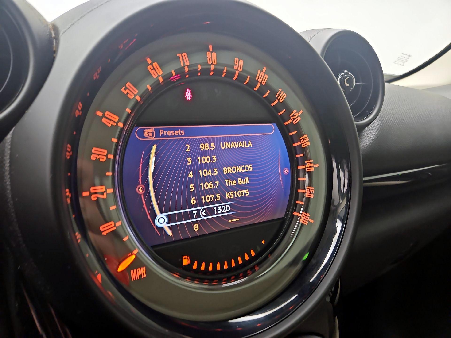 Thumbnail: 2016 MINI Cooper Countryman - 15