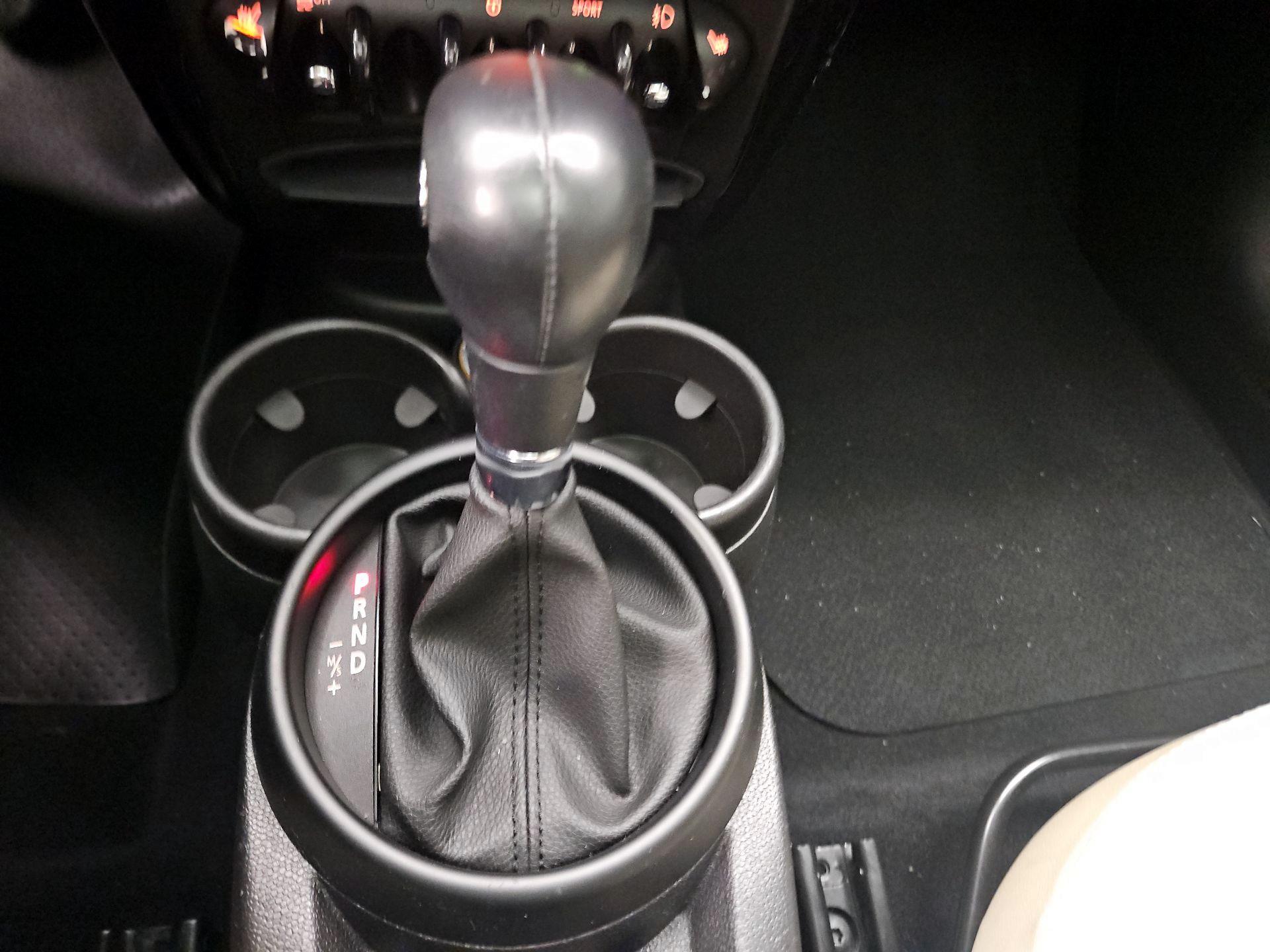 Thumbnail: 2016 MINI Cooper Countryman - 17
