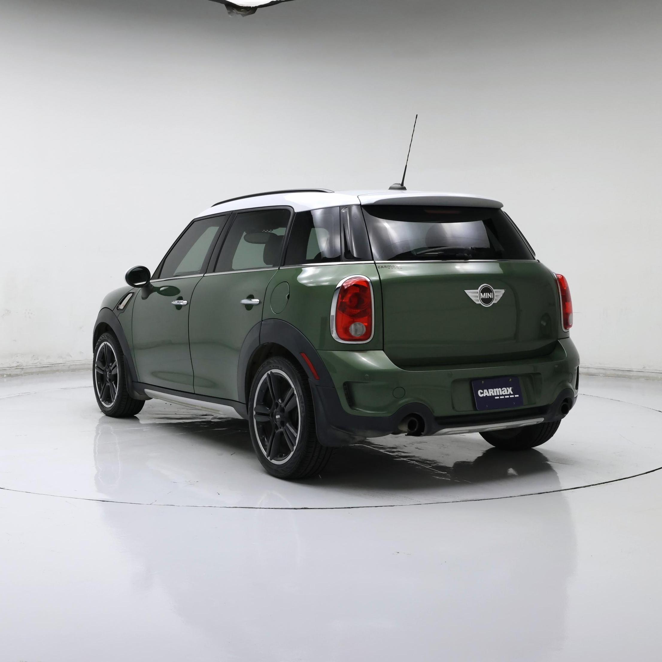 Thumbnail: 2016 MINI Cooper Countryman - 2