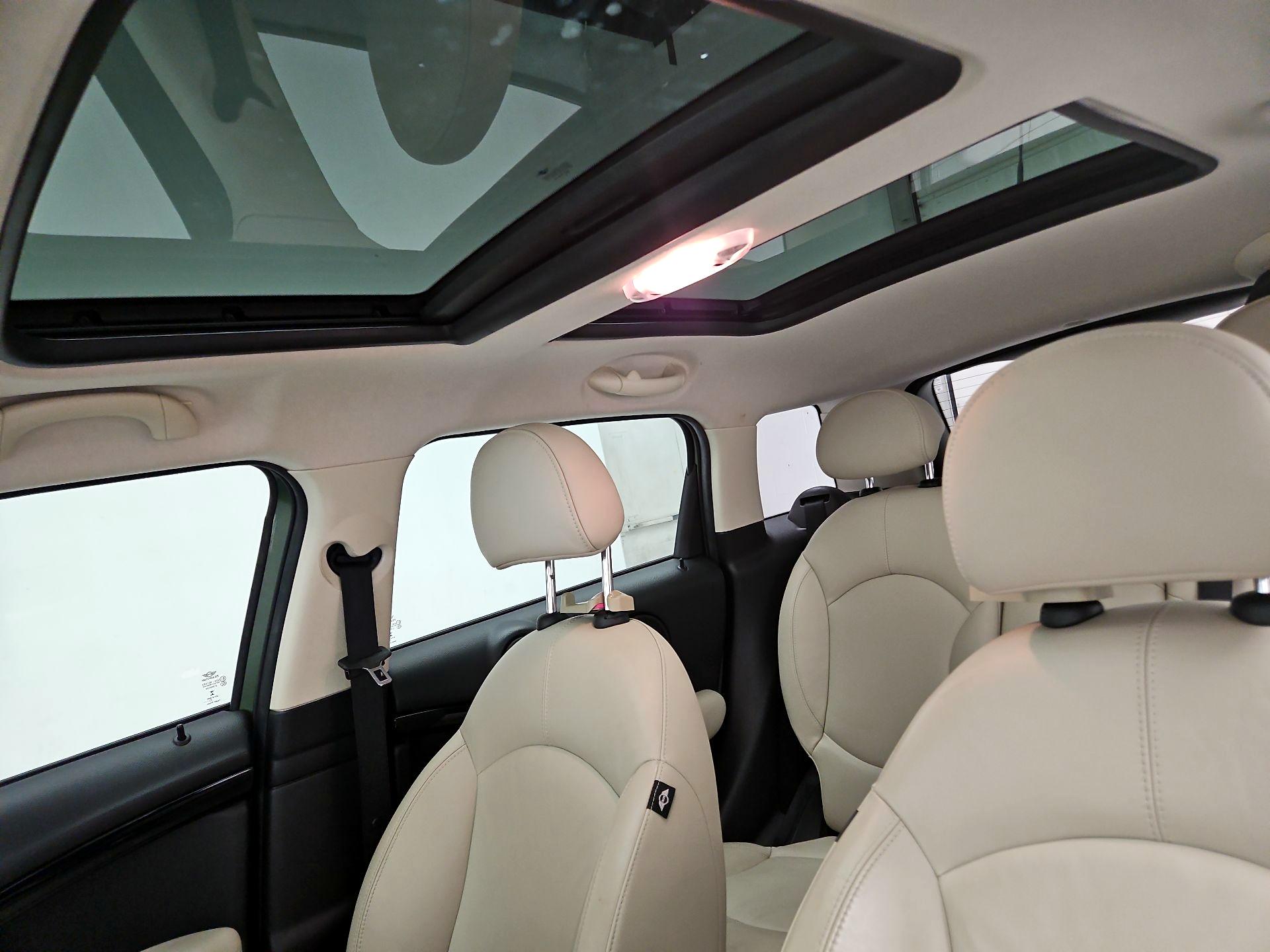 Thumbnail: 2016 MINI Cooper Countryman - 19