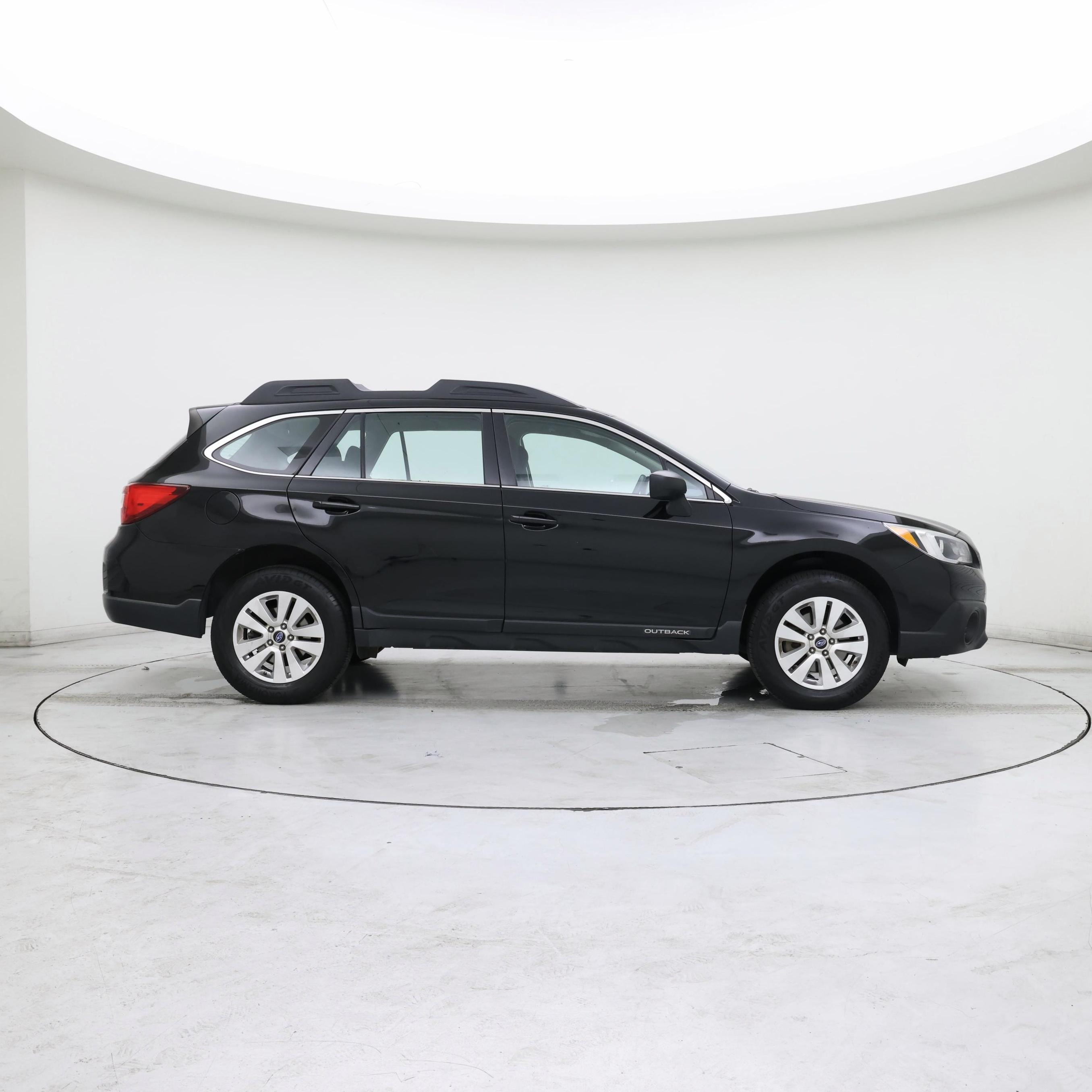 Thumbnail: 2017 Subaru Outback - 7