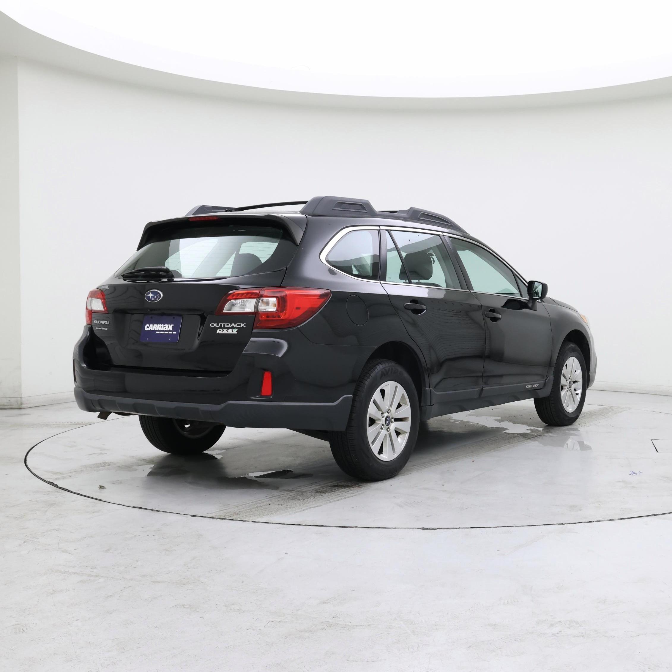 Thumbnail: 2017 Subaru Outback - 8