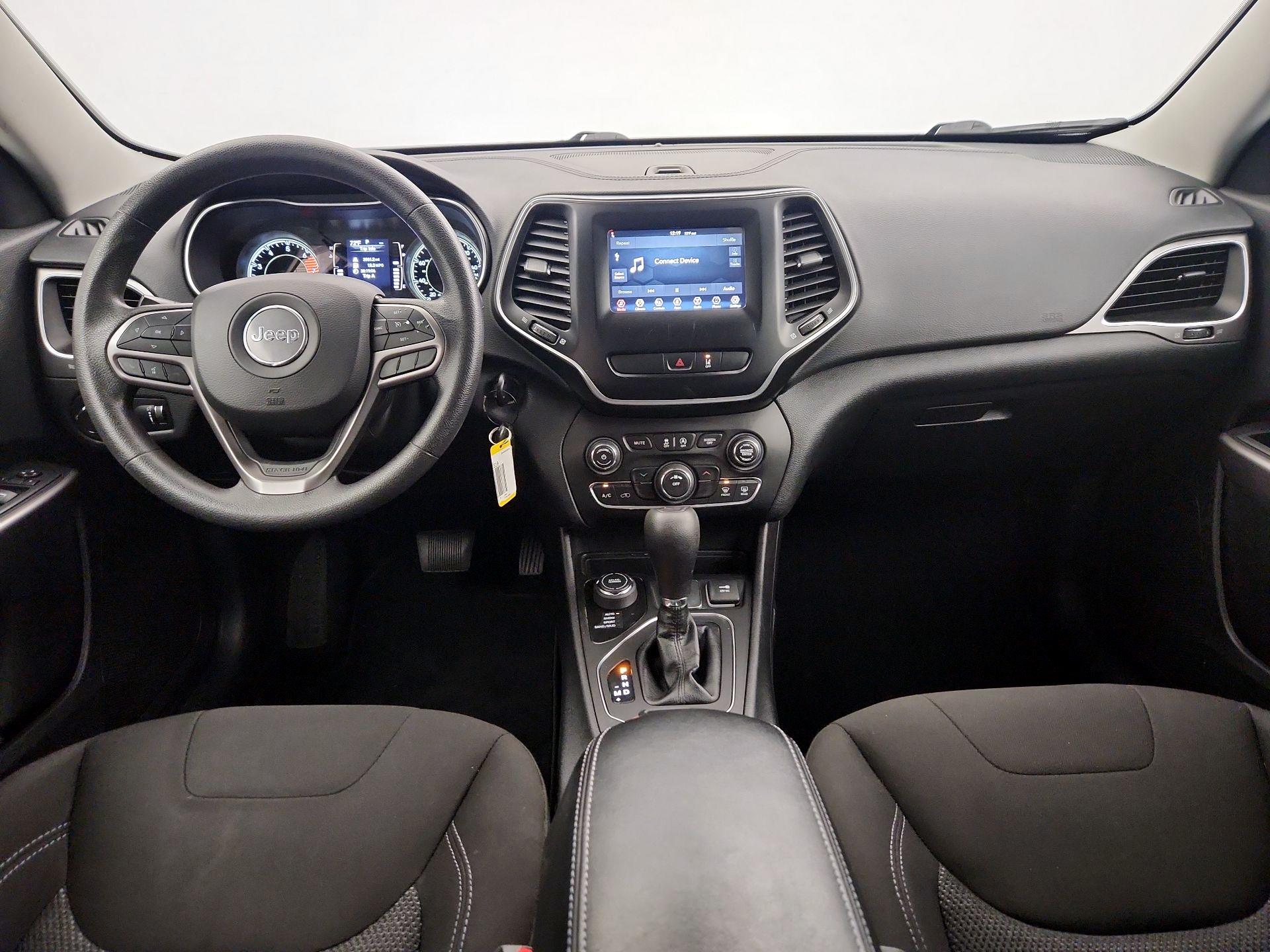 Thumbnail: 2021 Jeep Cherokee - 9