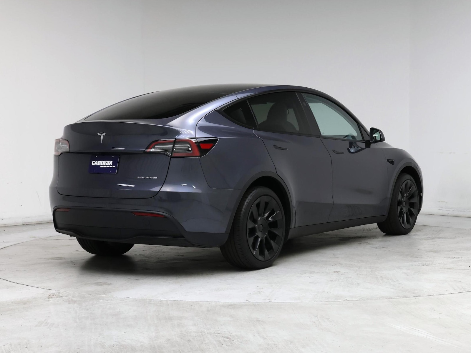2023 Tesla Model Y Long Range - Photo 9