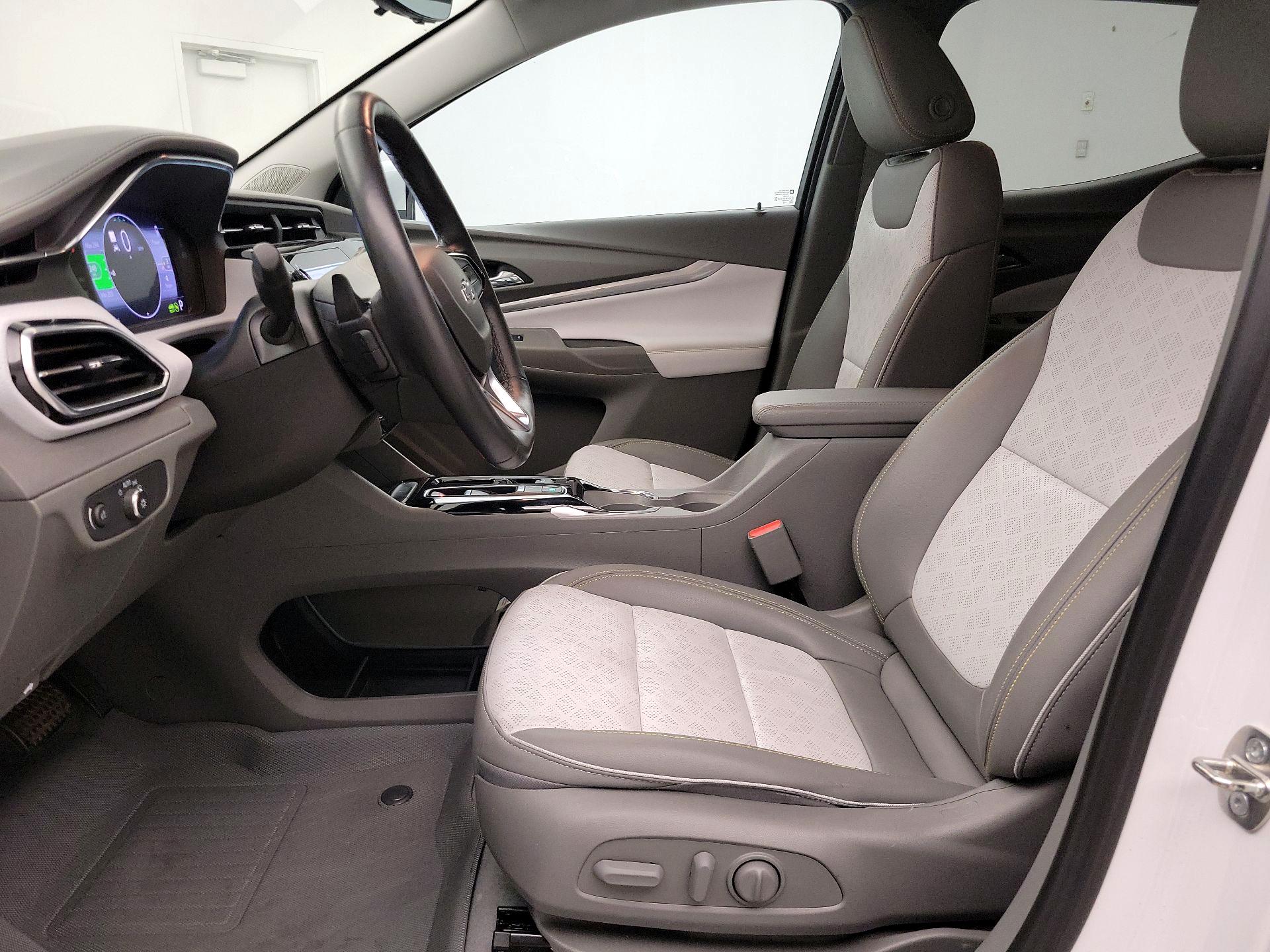 Thumbnail: 2022 Chevrolet Bolt EUV - 11
