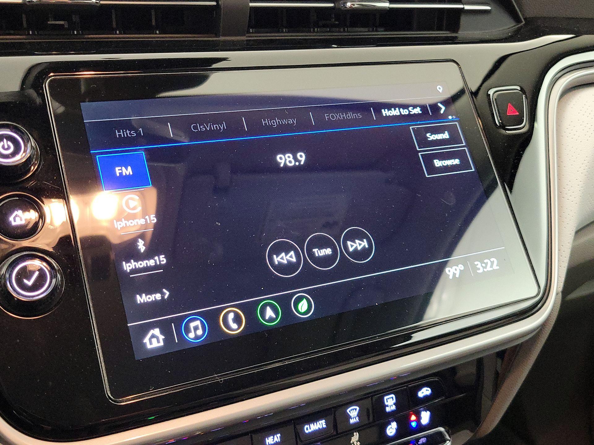 Thumbnail: 2022 Chevrolet Bolt EUV - 16