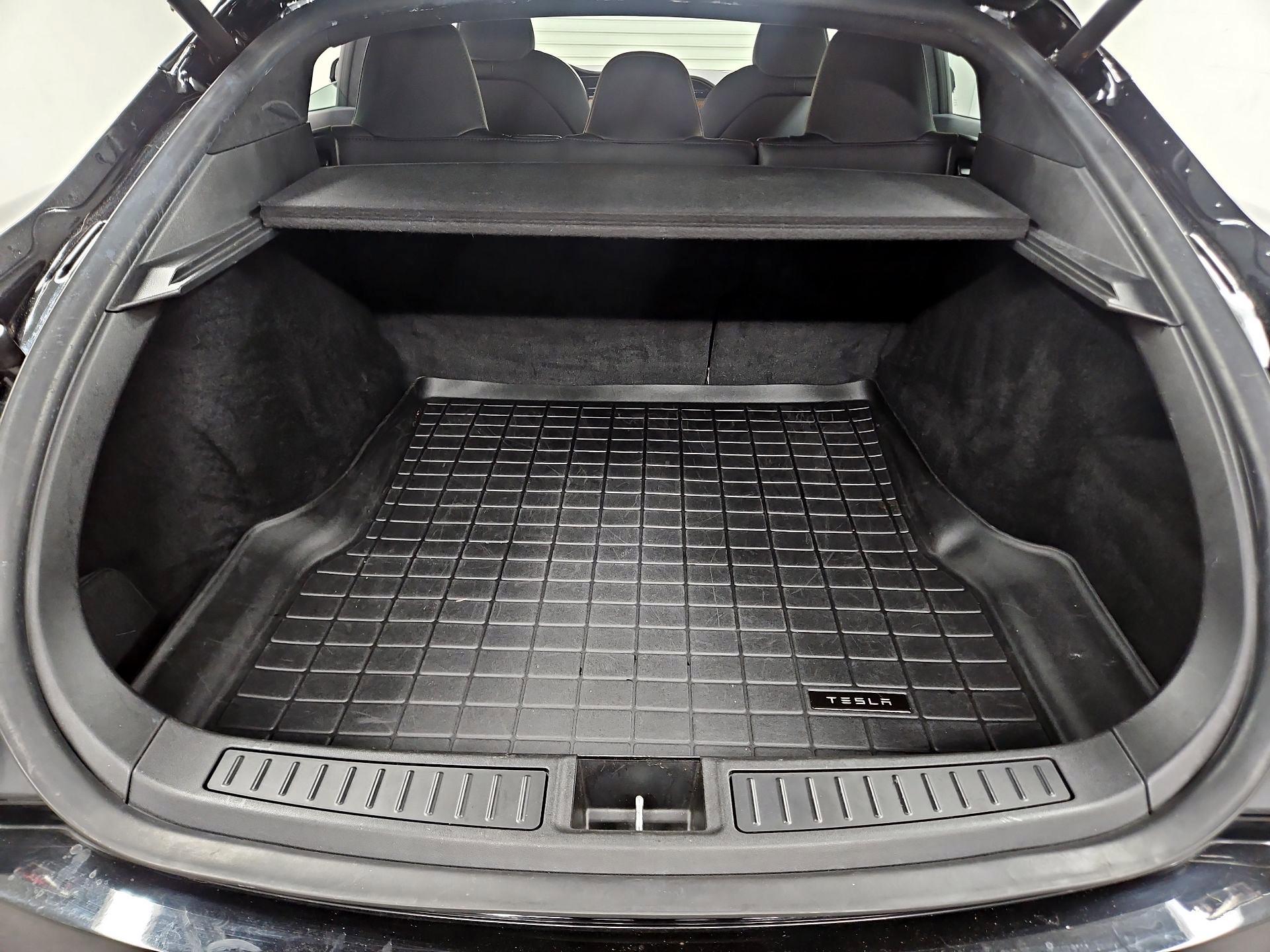 Thumbnail: 2021 Tesla Model S - 20