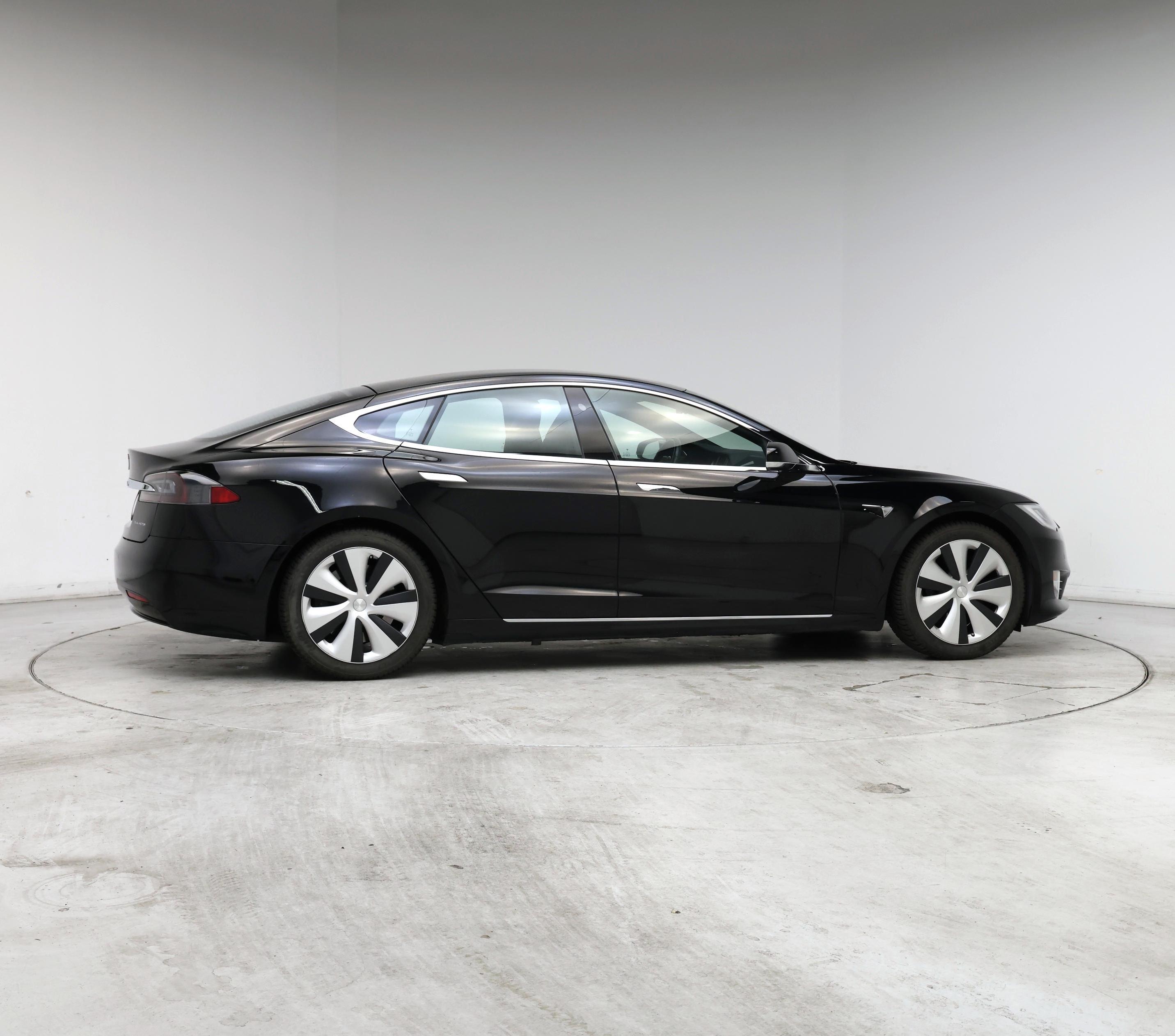 Thumbnail: 2021 Tesla Model S - 7