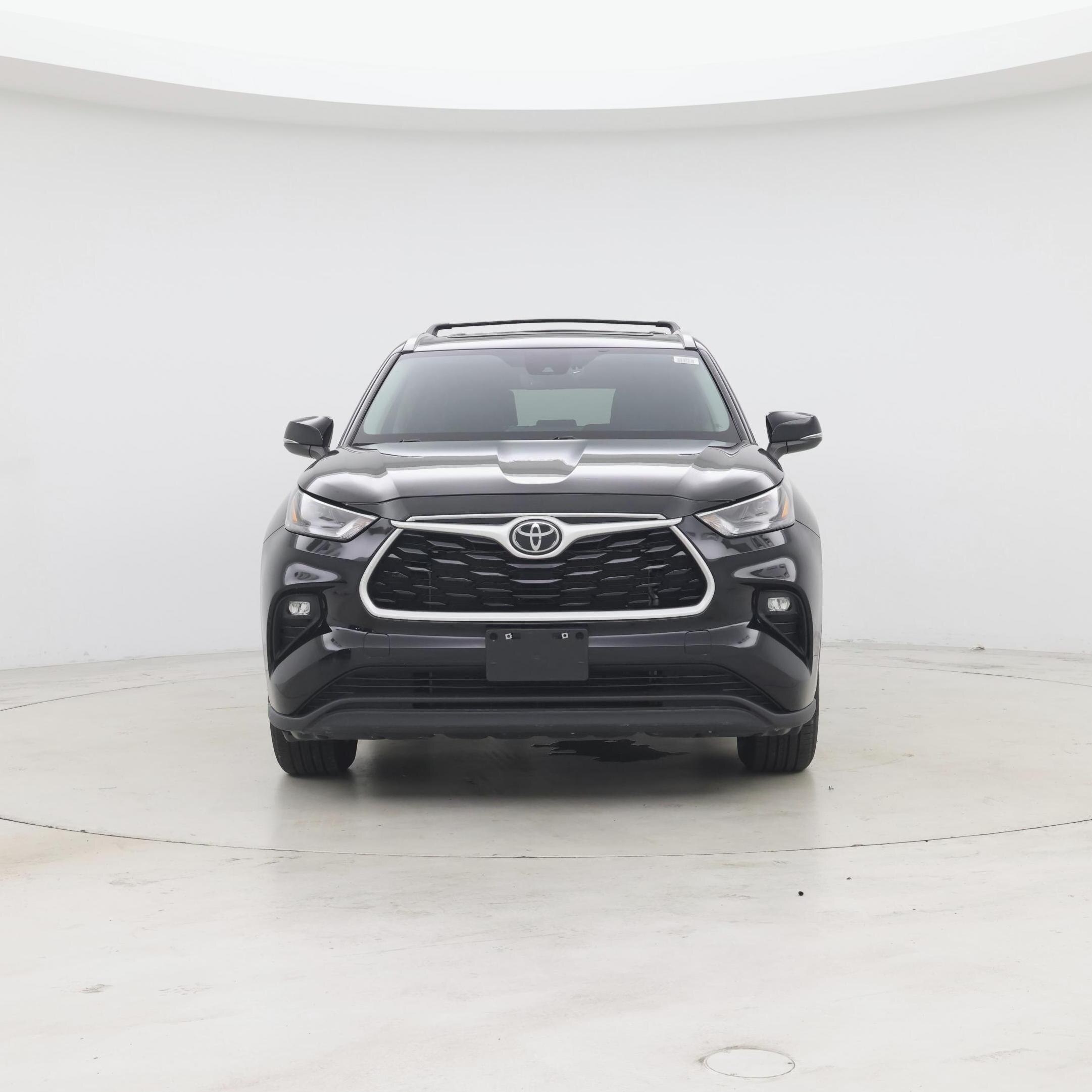 Thumbnail: 2023 Toyota Highlander - 5