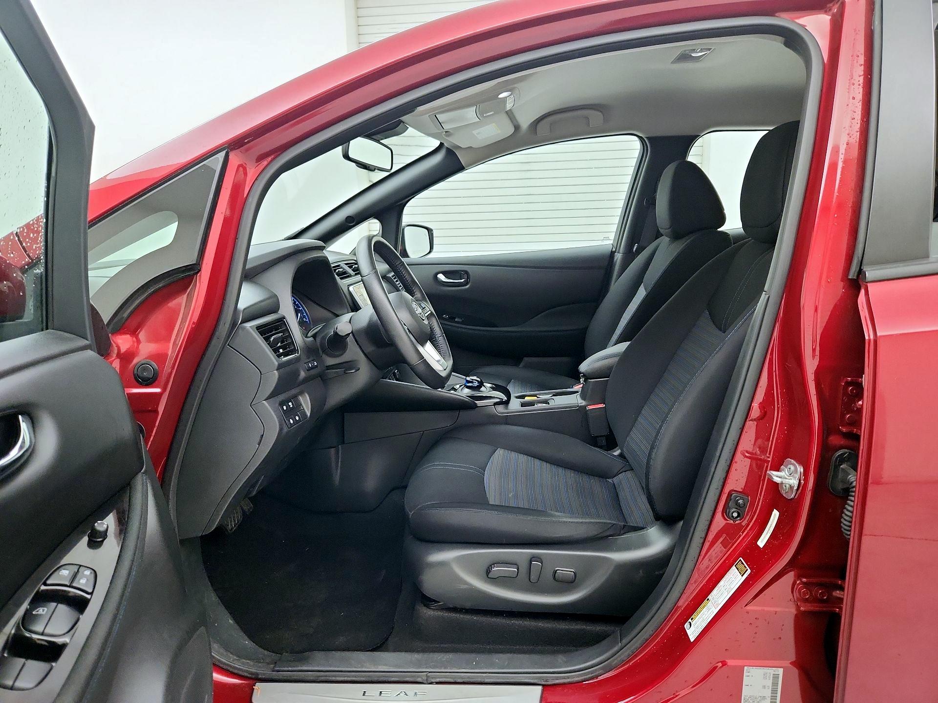 Thumbnail: 2023 Nissan Leaf - 11