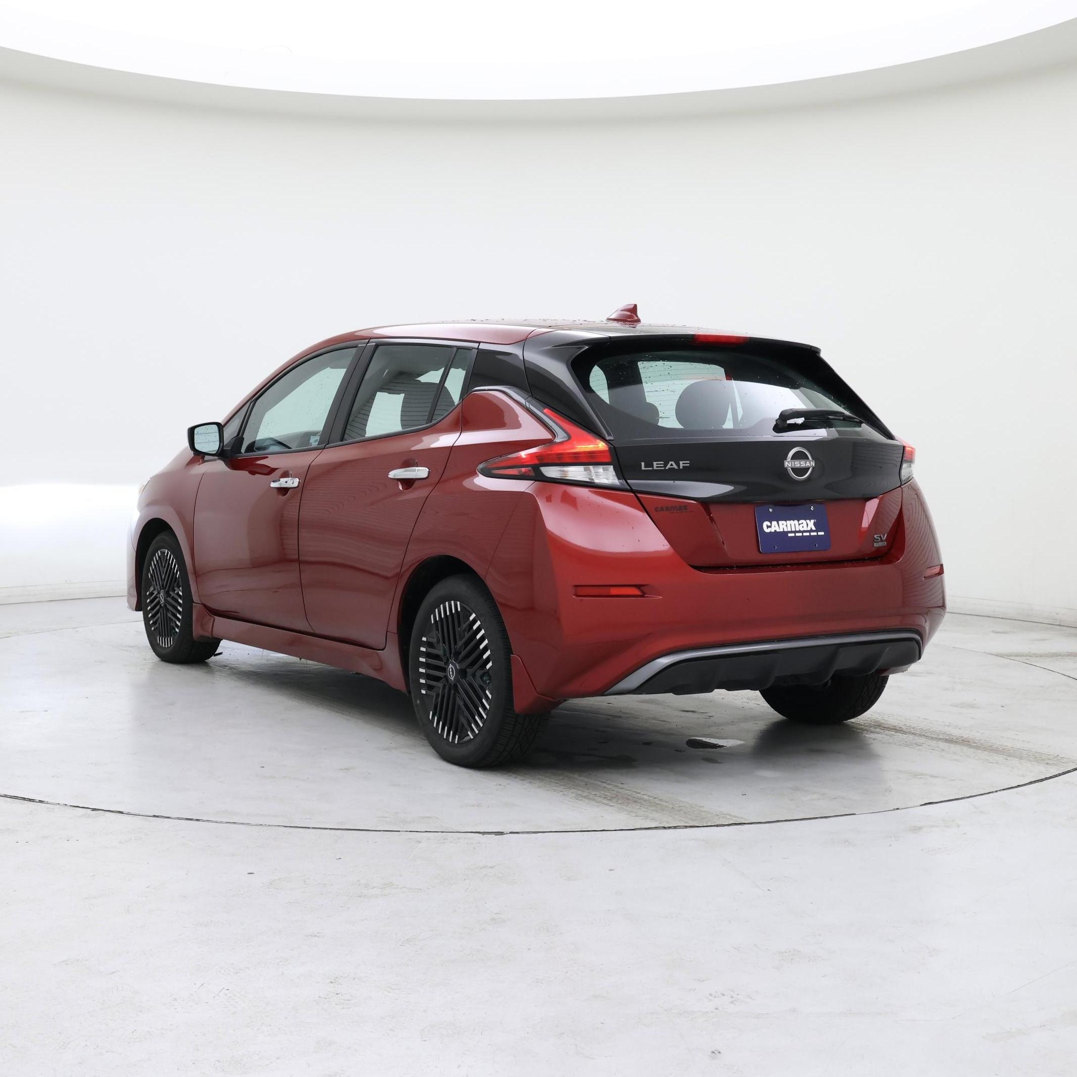Thumbnail: 2023 Nissan Leaf - 2