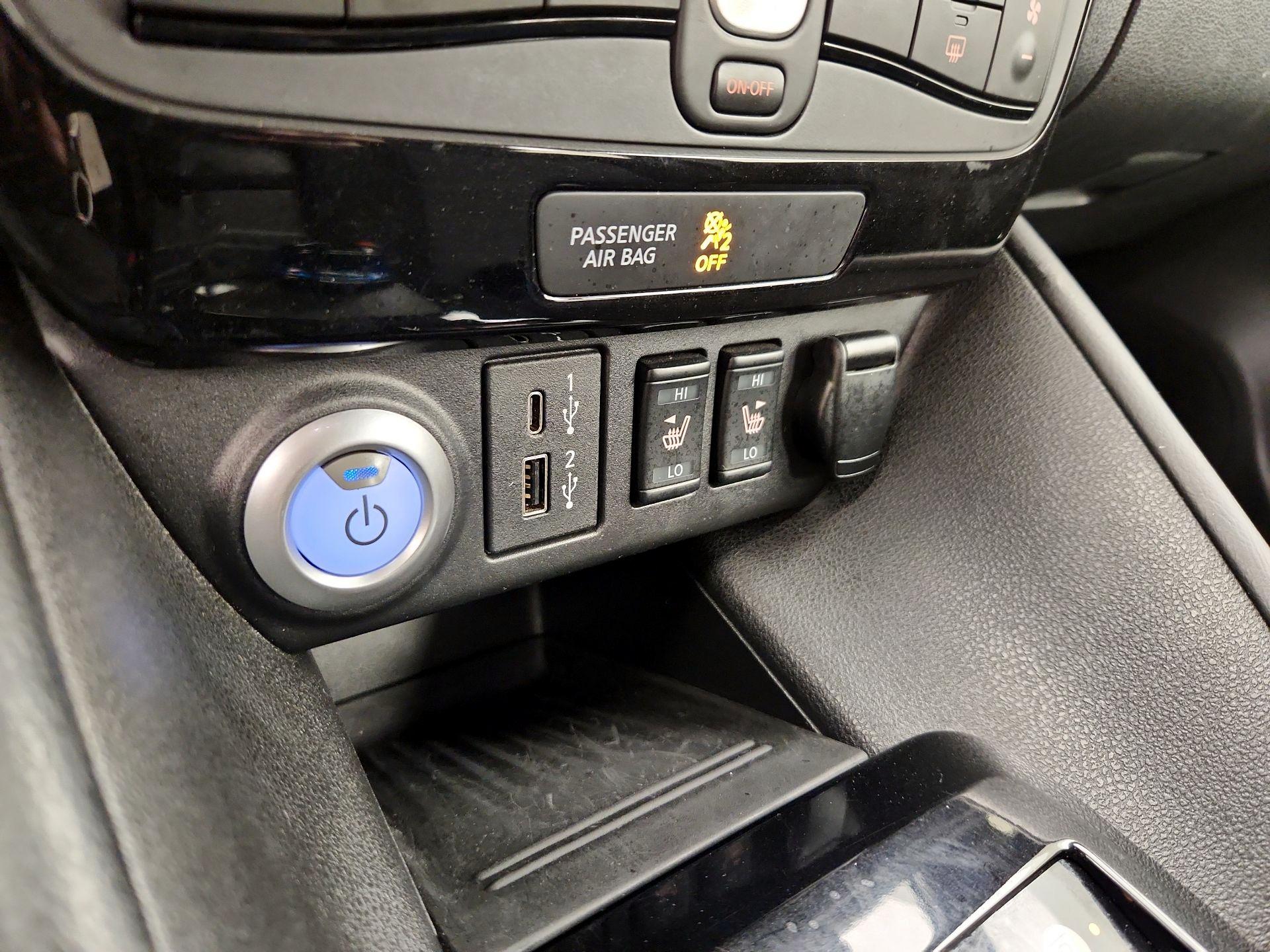 Thumbnail: 2023 Nissan Leaf - 19