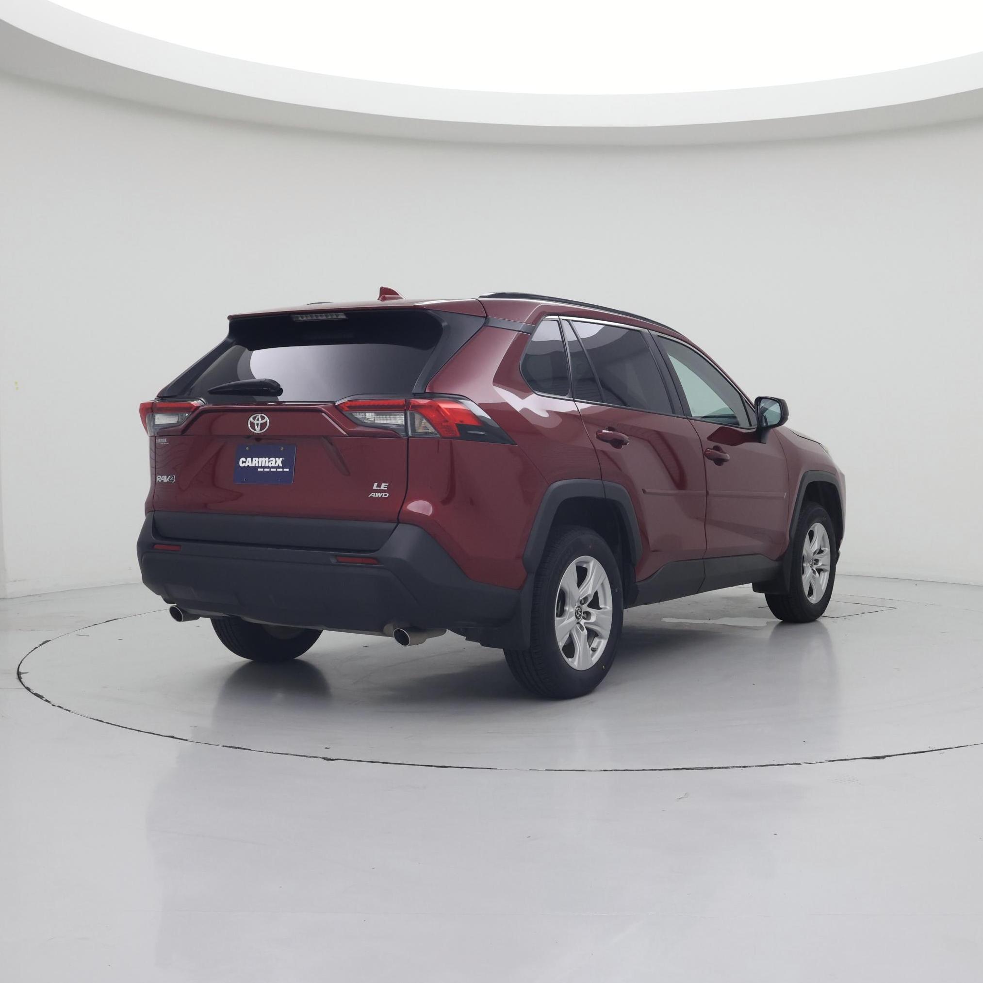 Thumbnail: 2021 Toyota RAV4 - 8