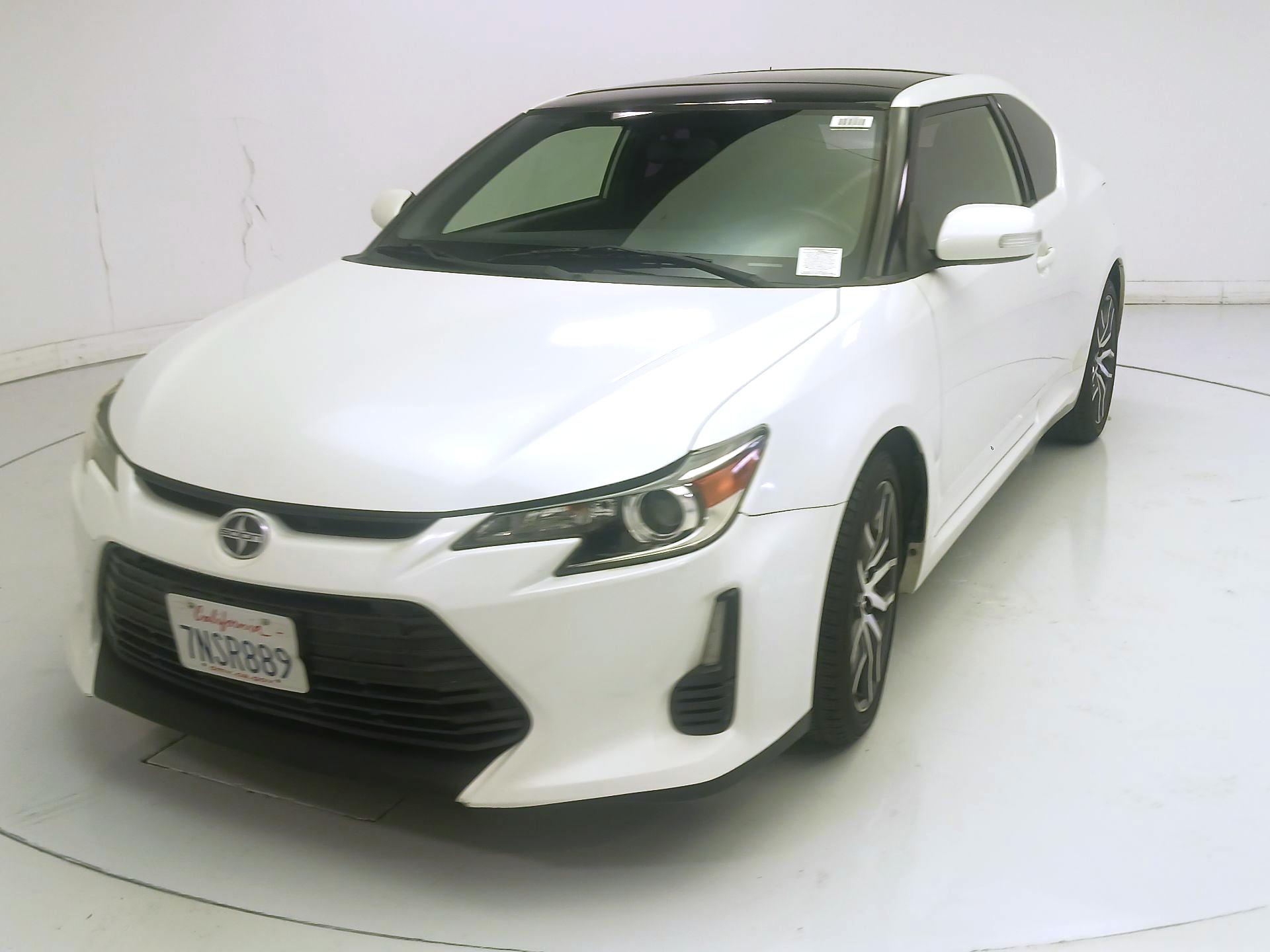 Thumbnail: 2015 Scion tC - 3