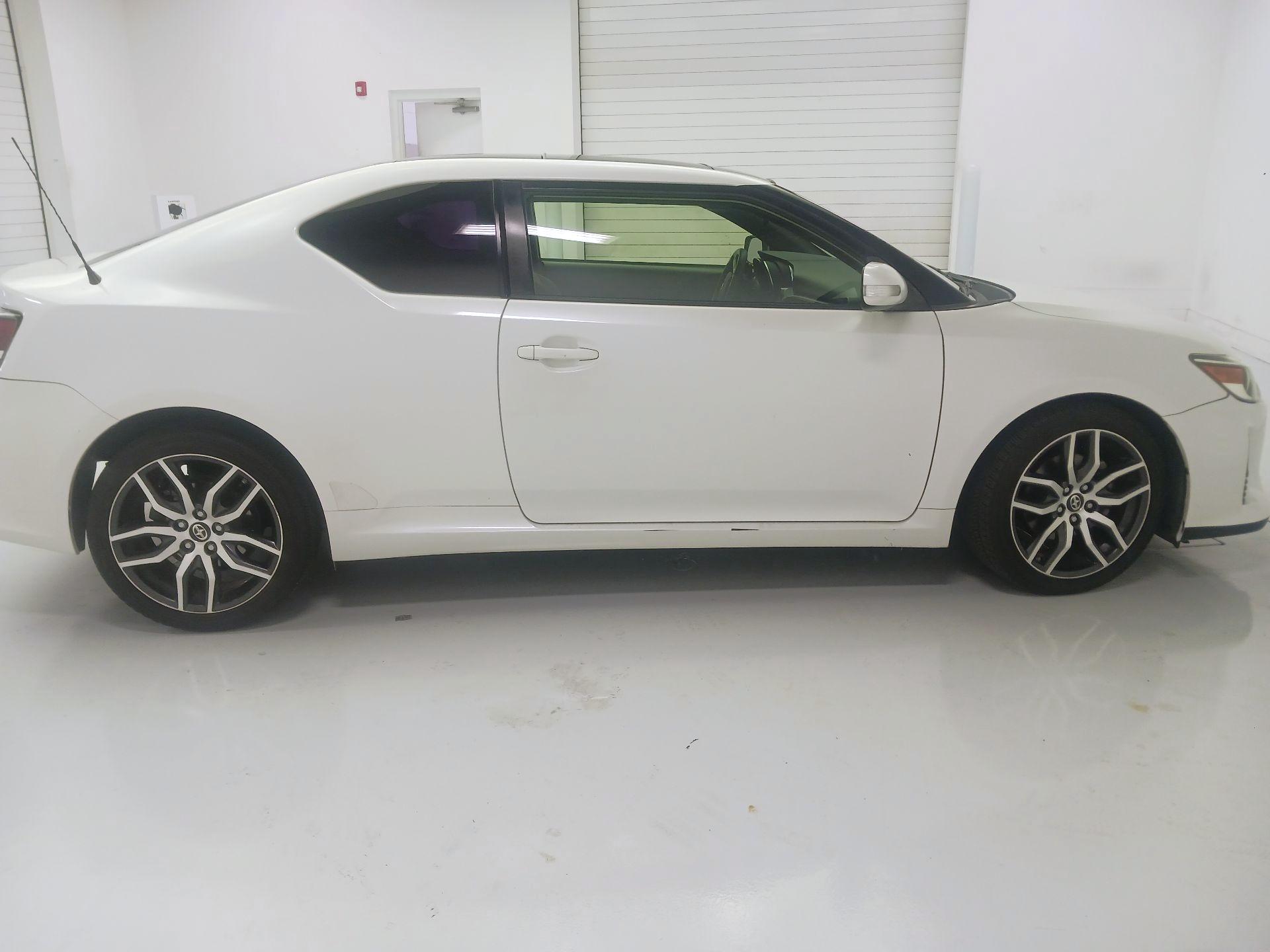 Thumbnail: 2015 Scion tC - 4