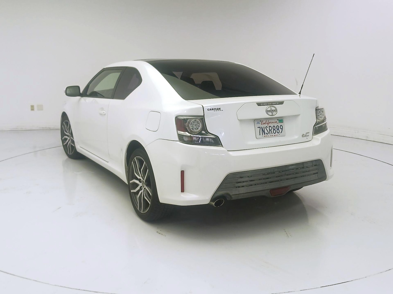 2015 Scion tC - Photo 7