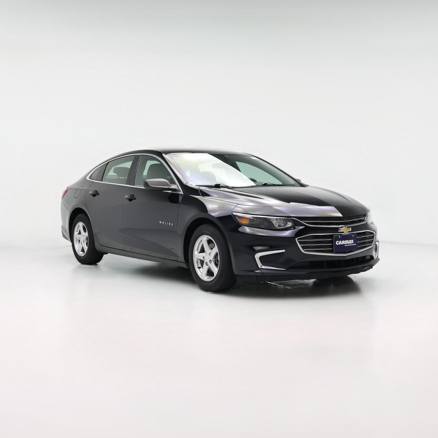 Thumbnail: 2017 Chevrolet Malibu - 1