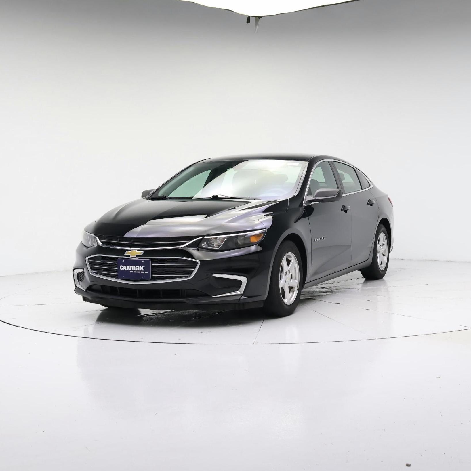 Thumbnail: 2017 Chevrolet Malibu - 4