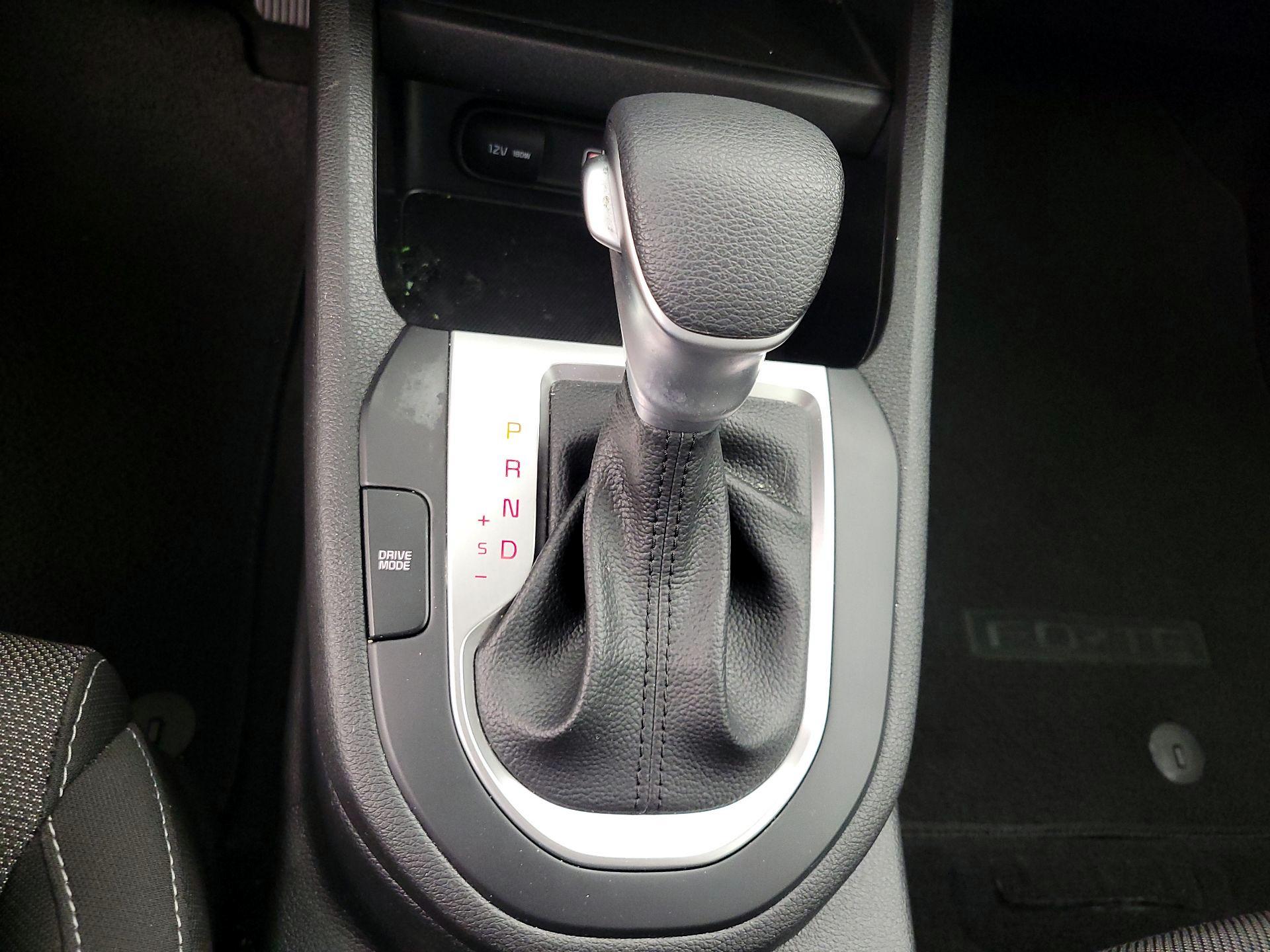 Thumbnail: 2023 Kia Forte - 17