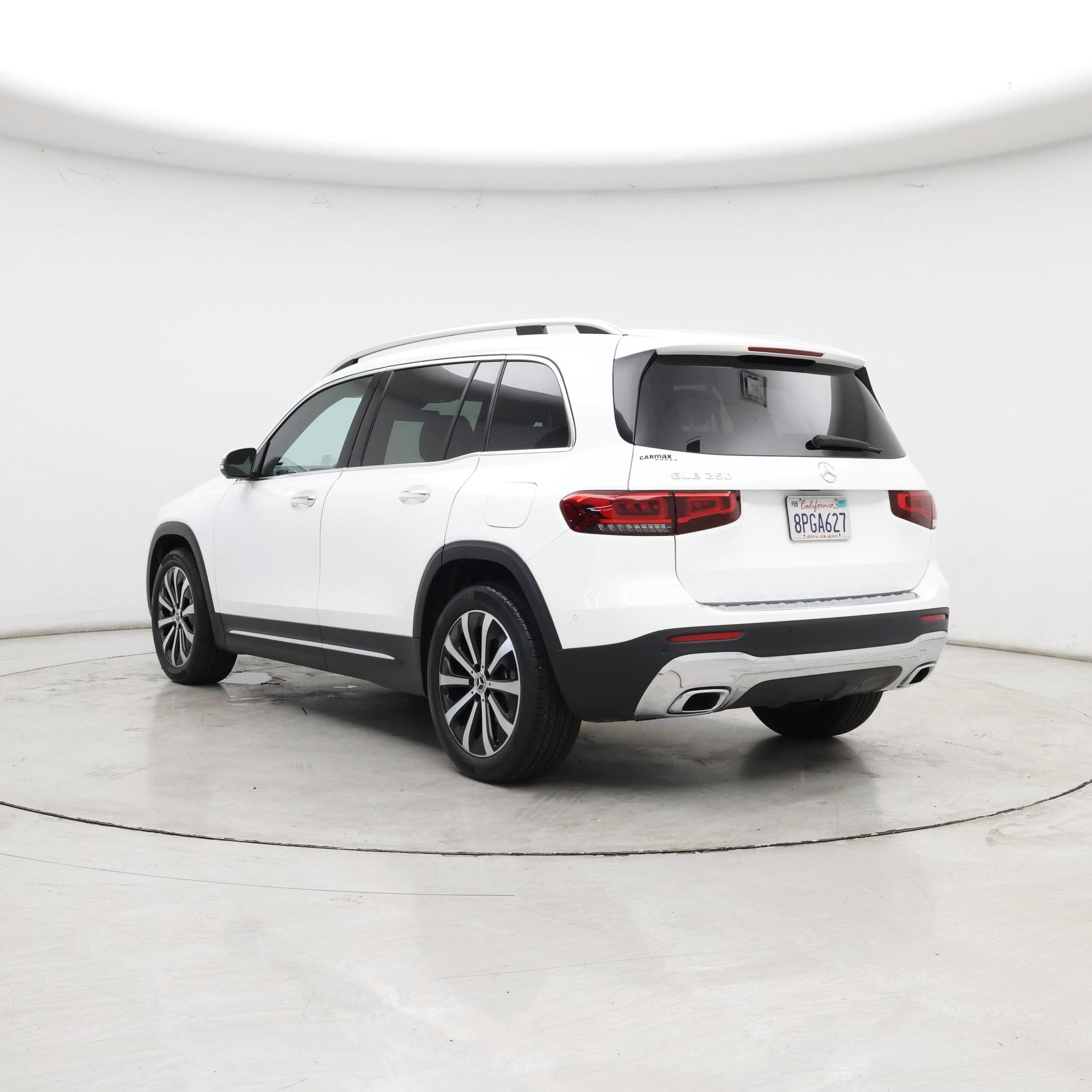 Thumbnail: 2020 Mercedes-Benz GLB - 2