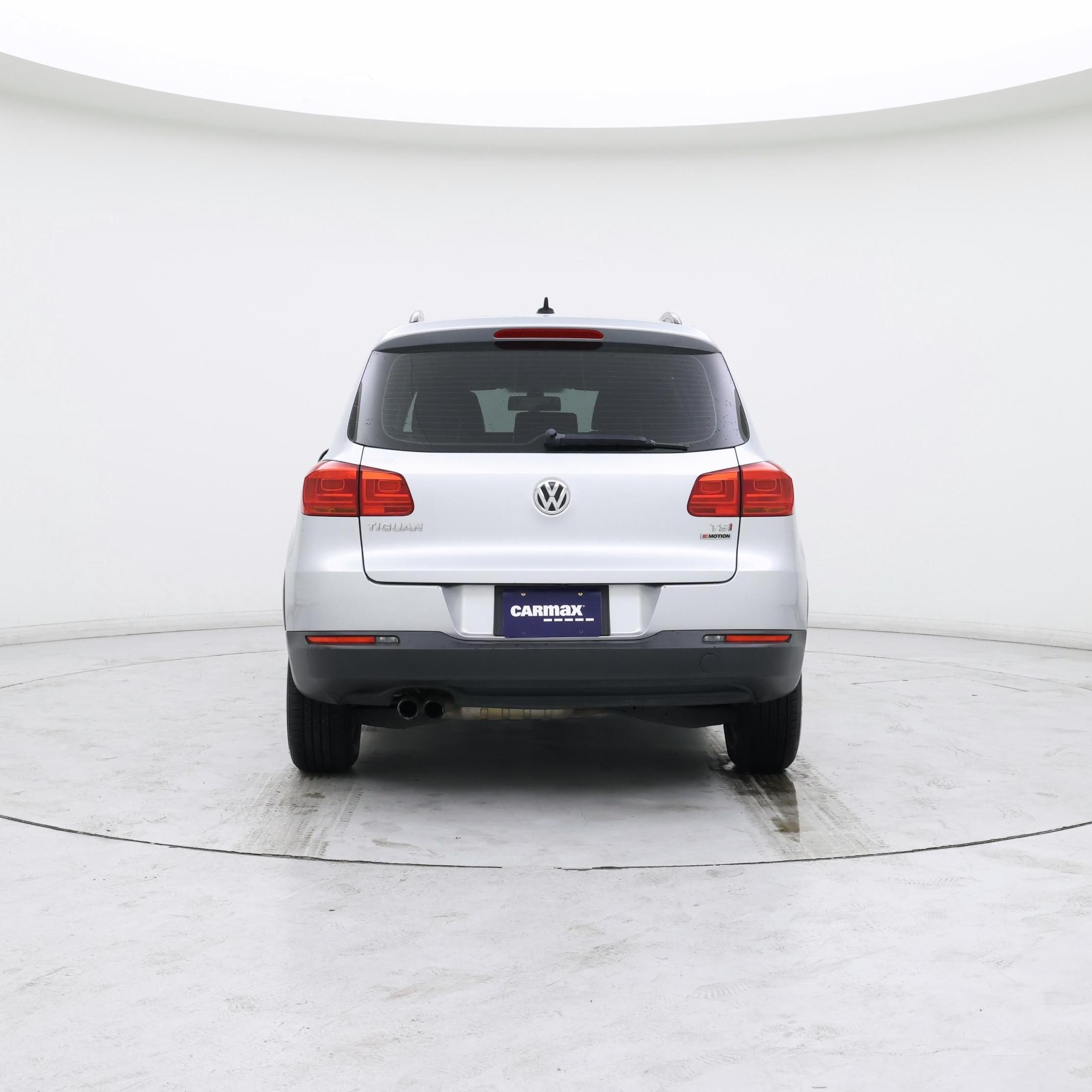 Thumbnail: 2017 Volkswagen Tiguan - 6