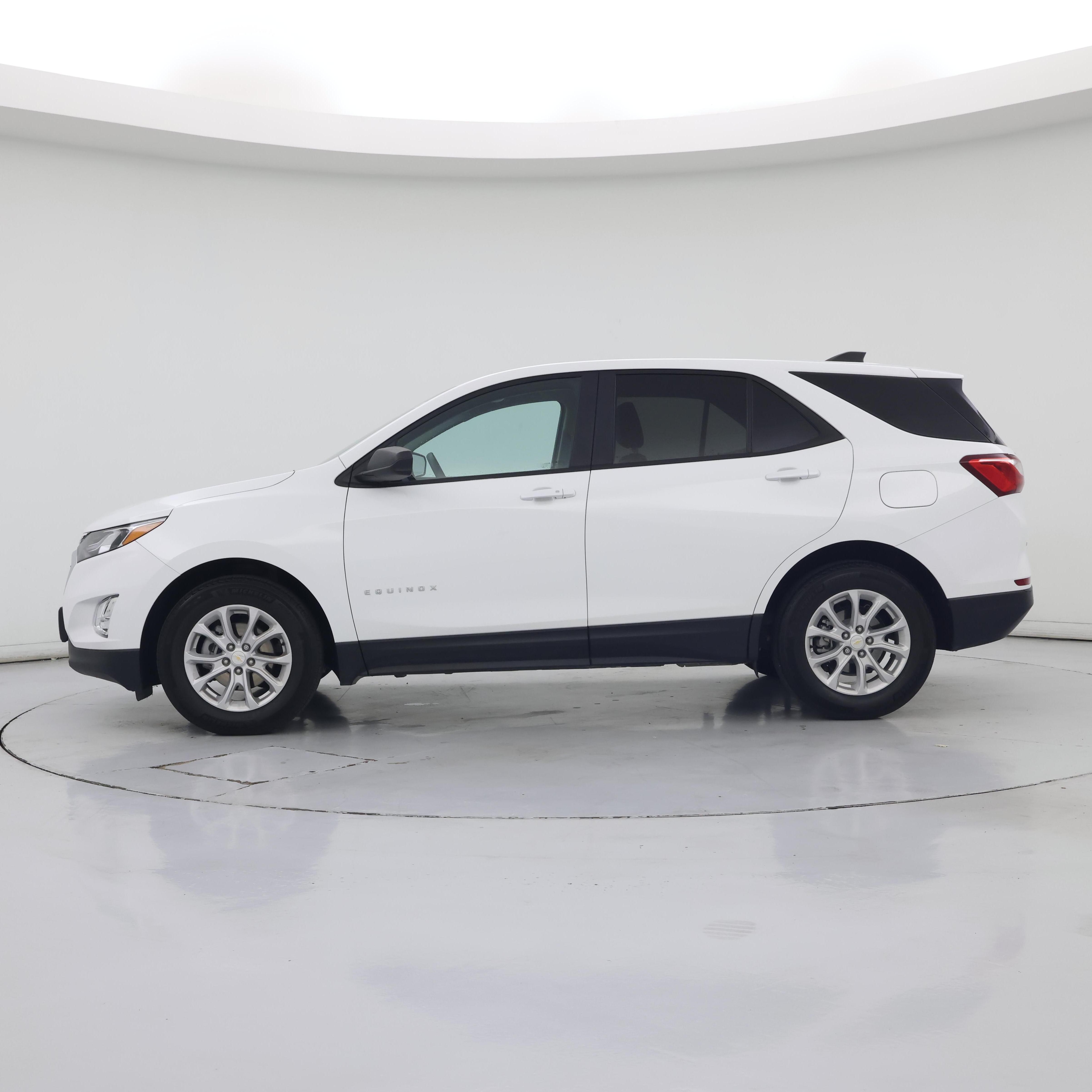 Thumbnail: 2021 Chevrolet Equinox - 3