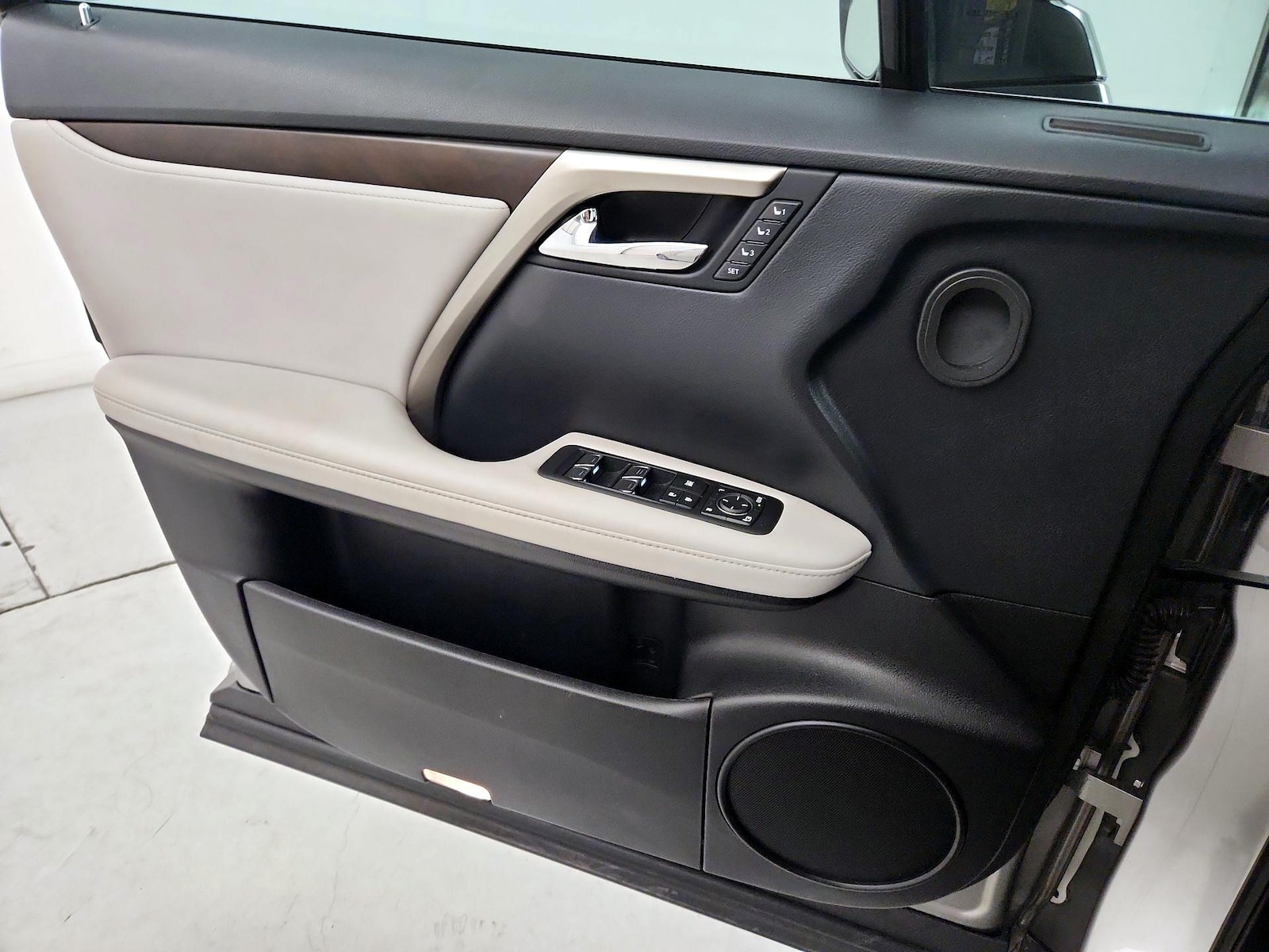2022 Lexus RX 350 - Photo 13